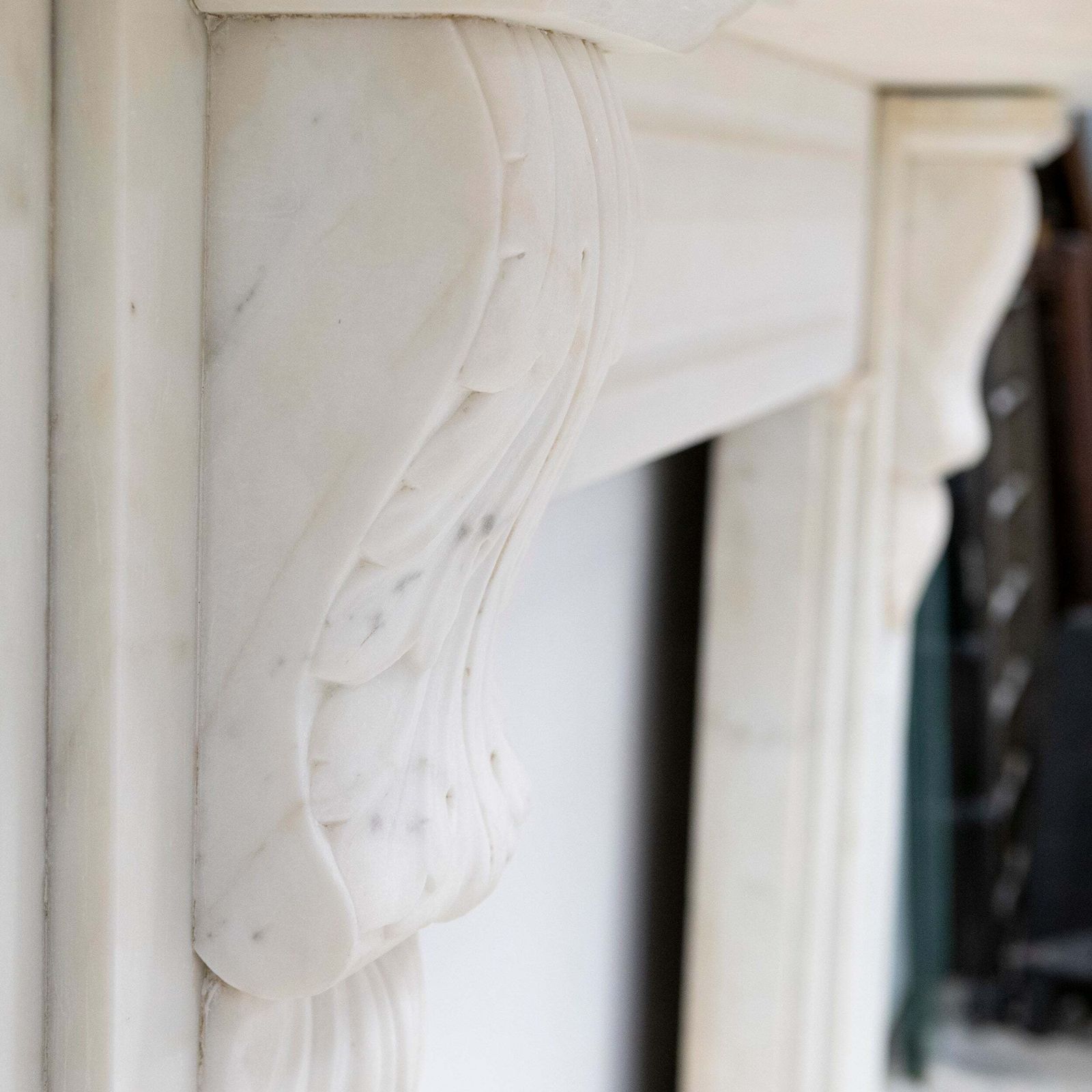 photo furniture Antique Victorian Statuary Marble Carved Corbel Chimneypiece