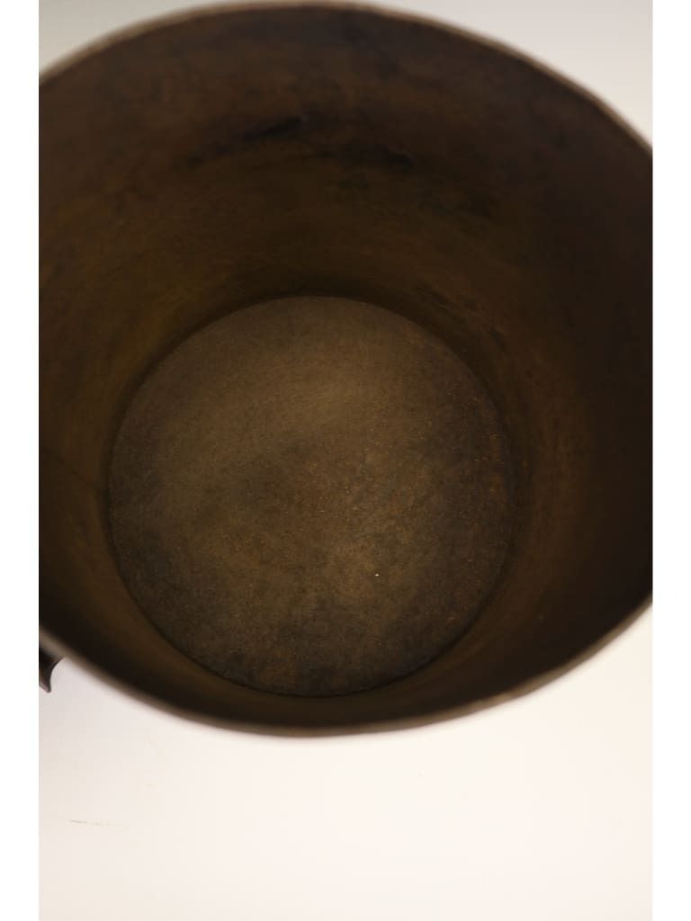 photo vinterior Exceptional Arts & Crafts Movement Hammered Copper Coal Bucket (Scuttle) With Liner
