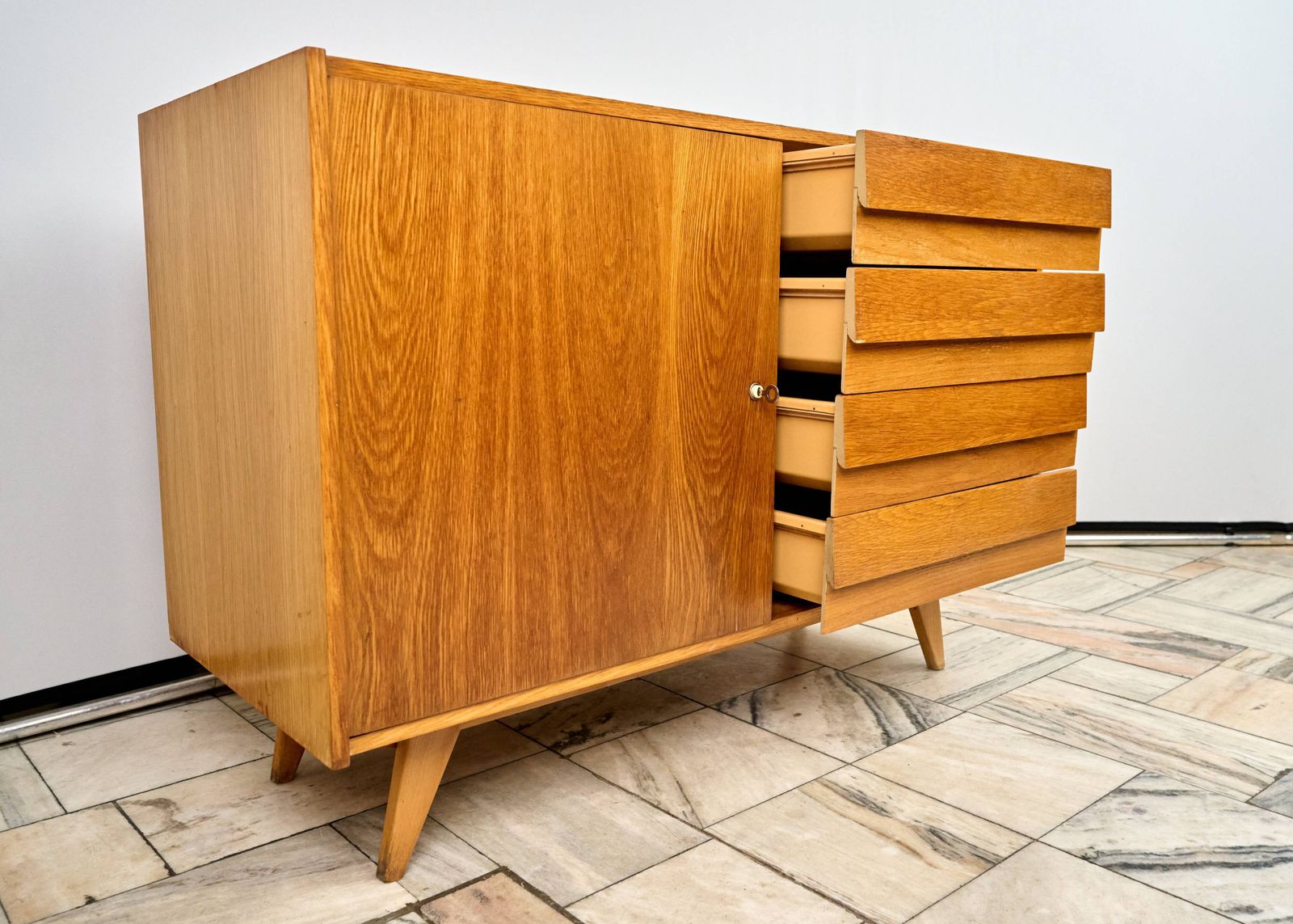 Vintage Sideboard U 458 By Jiří Jiroutek For Interiér Praha, 1960s photo vinterior