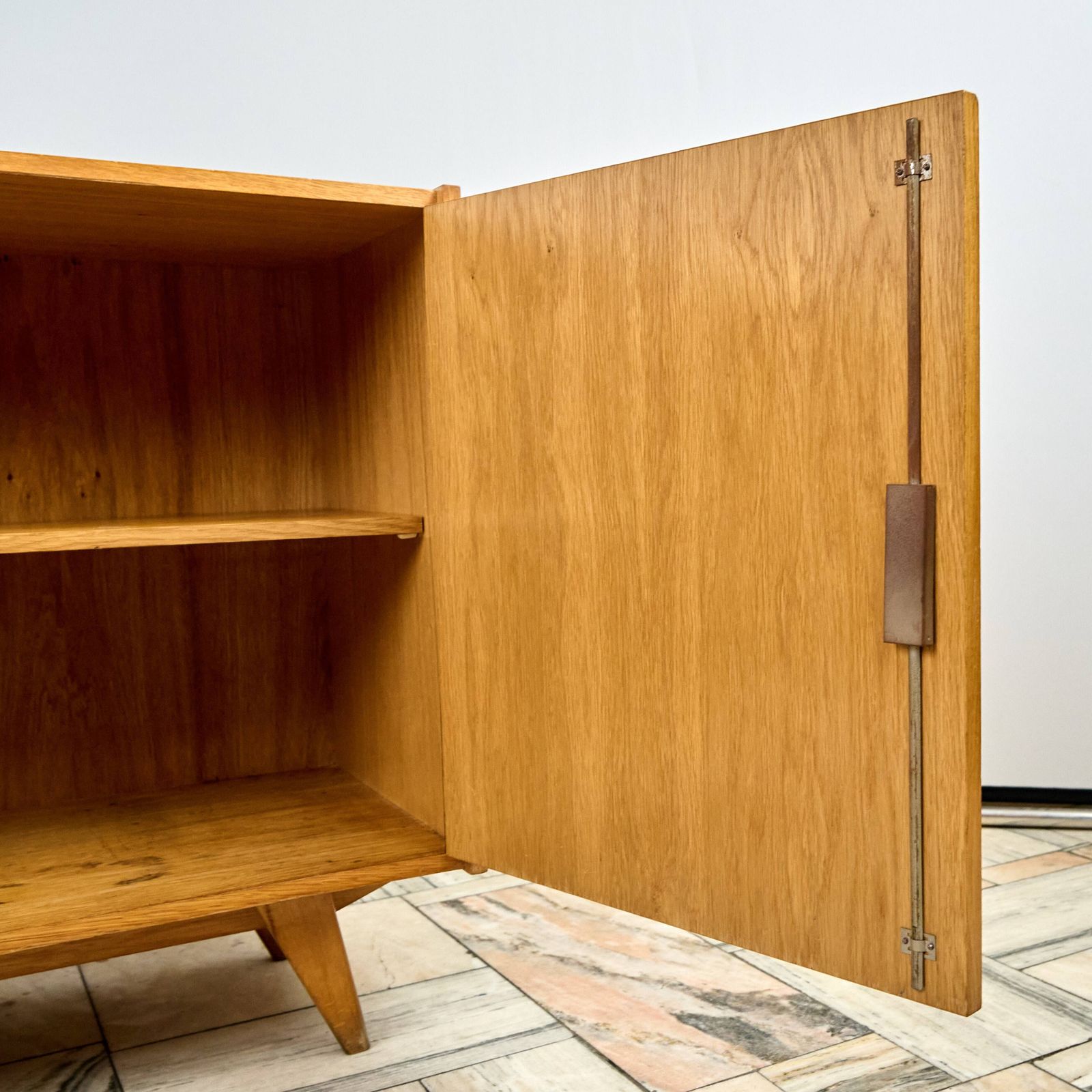 Vintage Sideboard U 450 By Jiří Jiroutek For Interiér Praha, 1960s photo 690.0