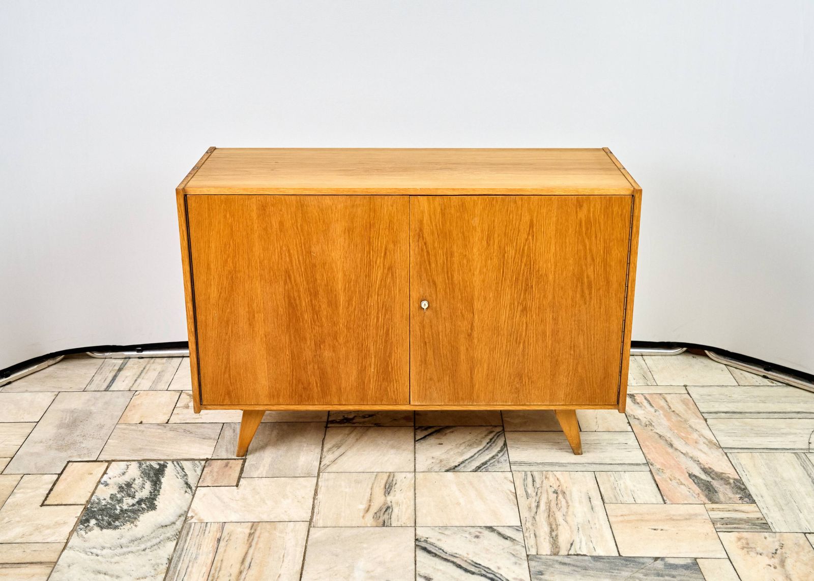 photo buy Vintage Sideboard U 450 By Jiří Jiroutek For Interiér Praha, 1960s