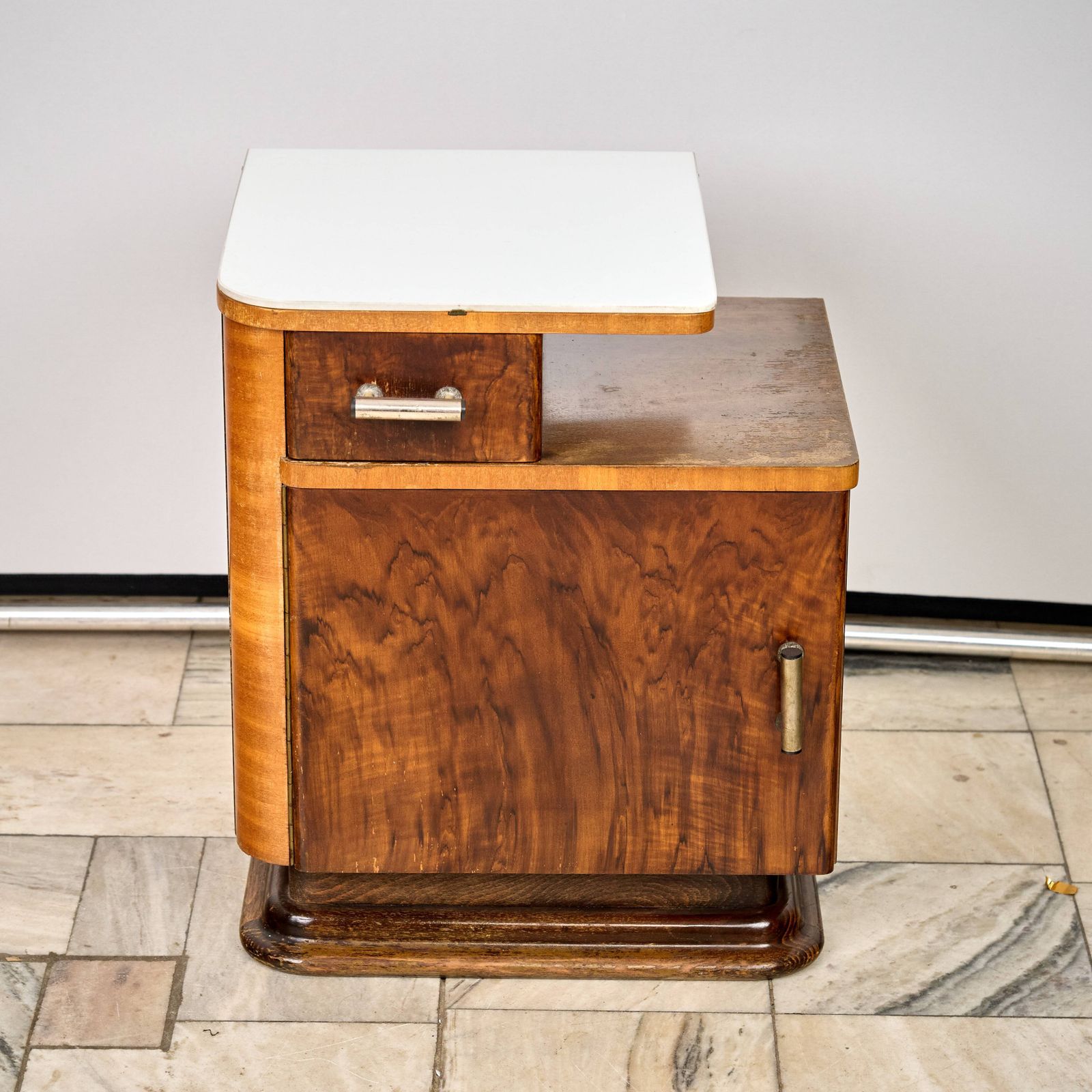 Set Of Two Art Déco Nightstands, By Jindřich Halabala, 1940s Czechoslovakia photo Furniture