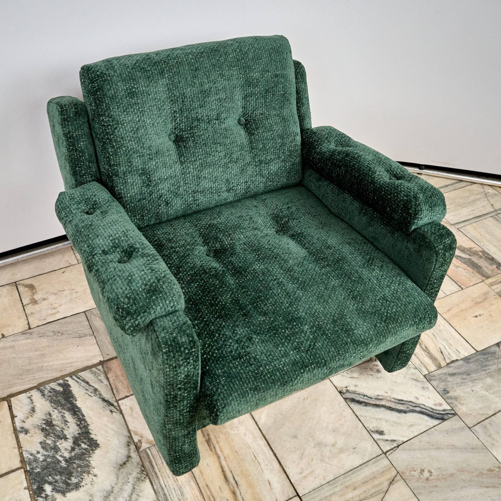 Furniture Vintage Armchair Jitona, 1970s Czechosovakia photo