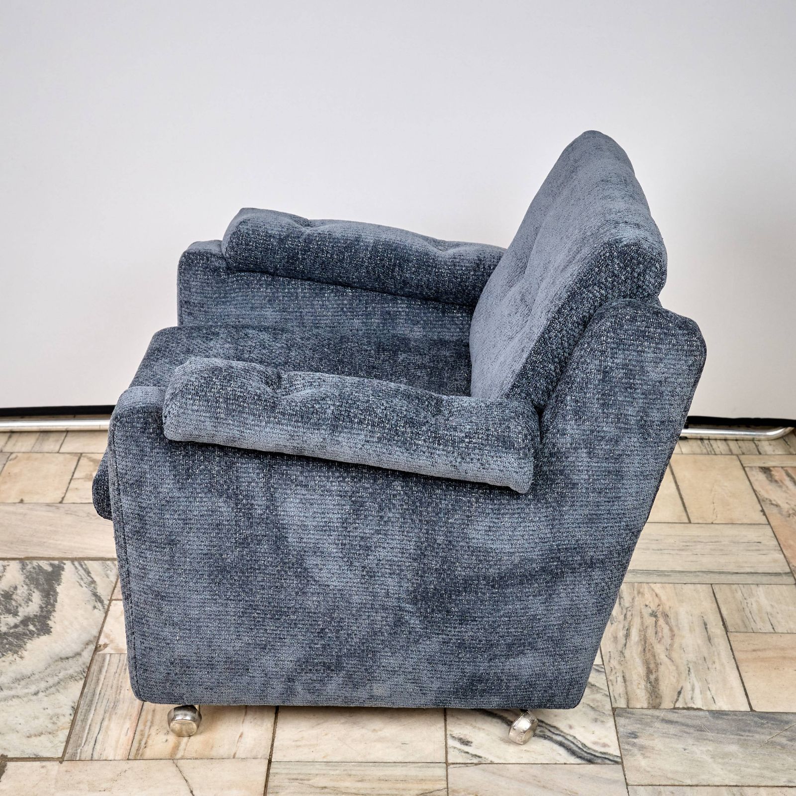 Furniture Vintage Armchair Jitona, 1970s Czechosovakia photo