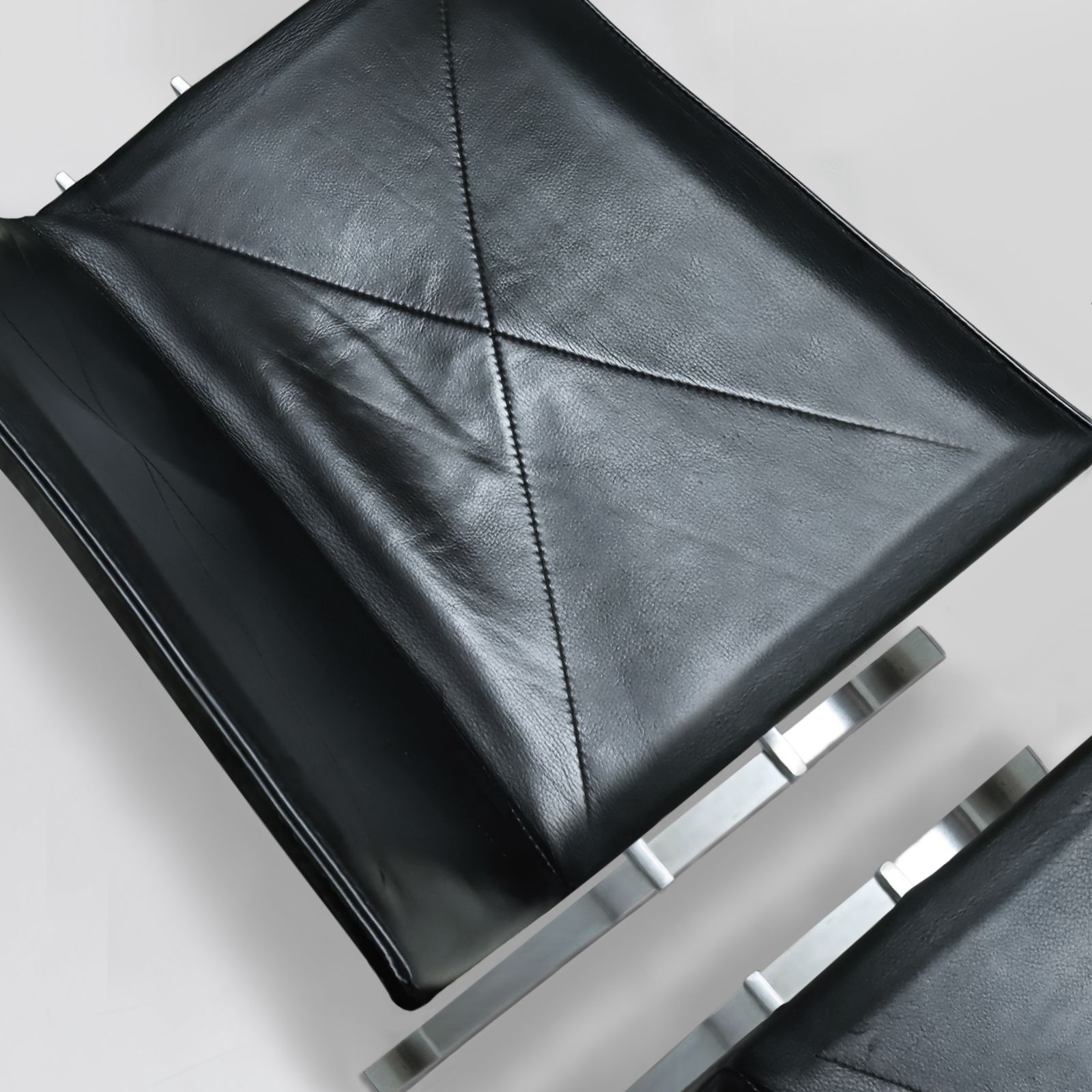 Pair Of Black Leather And Polished Steel Danish Mid Century Poul Kjaerholm Pk22 Lounge Chairs For E. Kold Christensen 1960s. photo buy