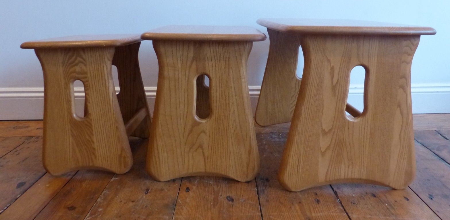 Stunning  Set Of Modern Ercol Nest Of  Coffee Tables Very Clean Condition photo buy