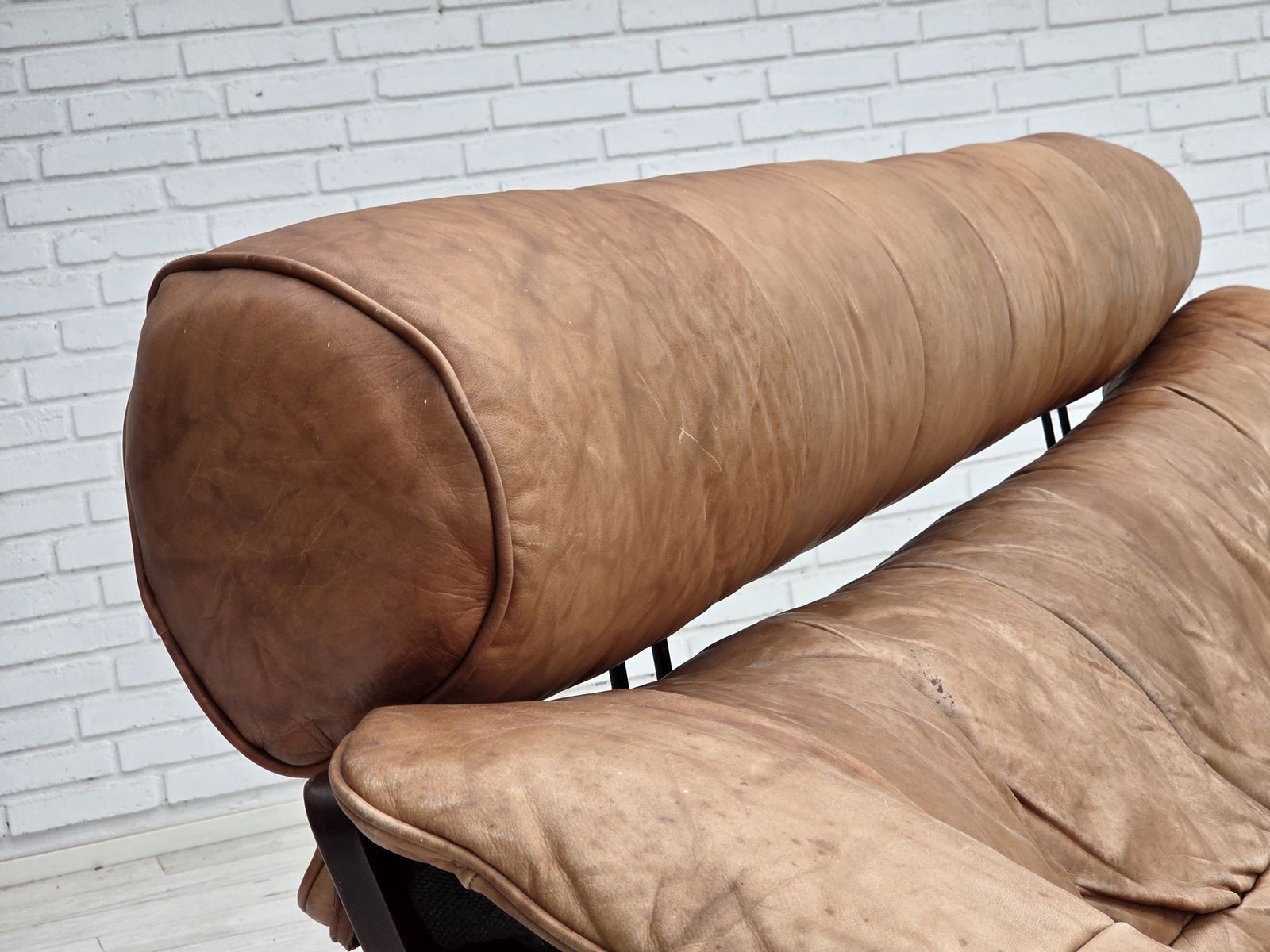 1970s, Norwegian Design By Jan Erik Lindgren, 2 Seater Sofa Model "Amazon". photo vintage