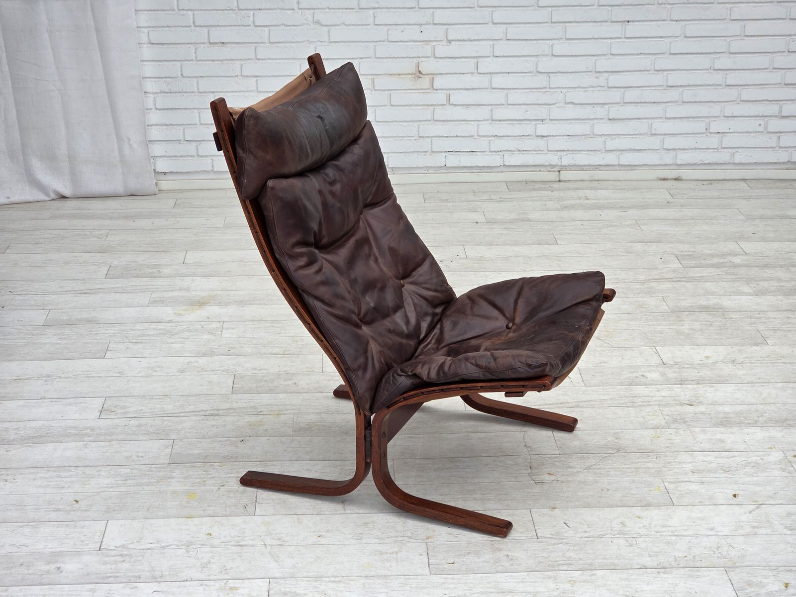 Ca. Jaren 1970, Noors Design Van Ingmar Relling, Loungestoel, Model "Siesta". photo furniture