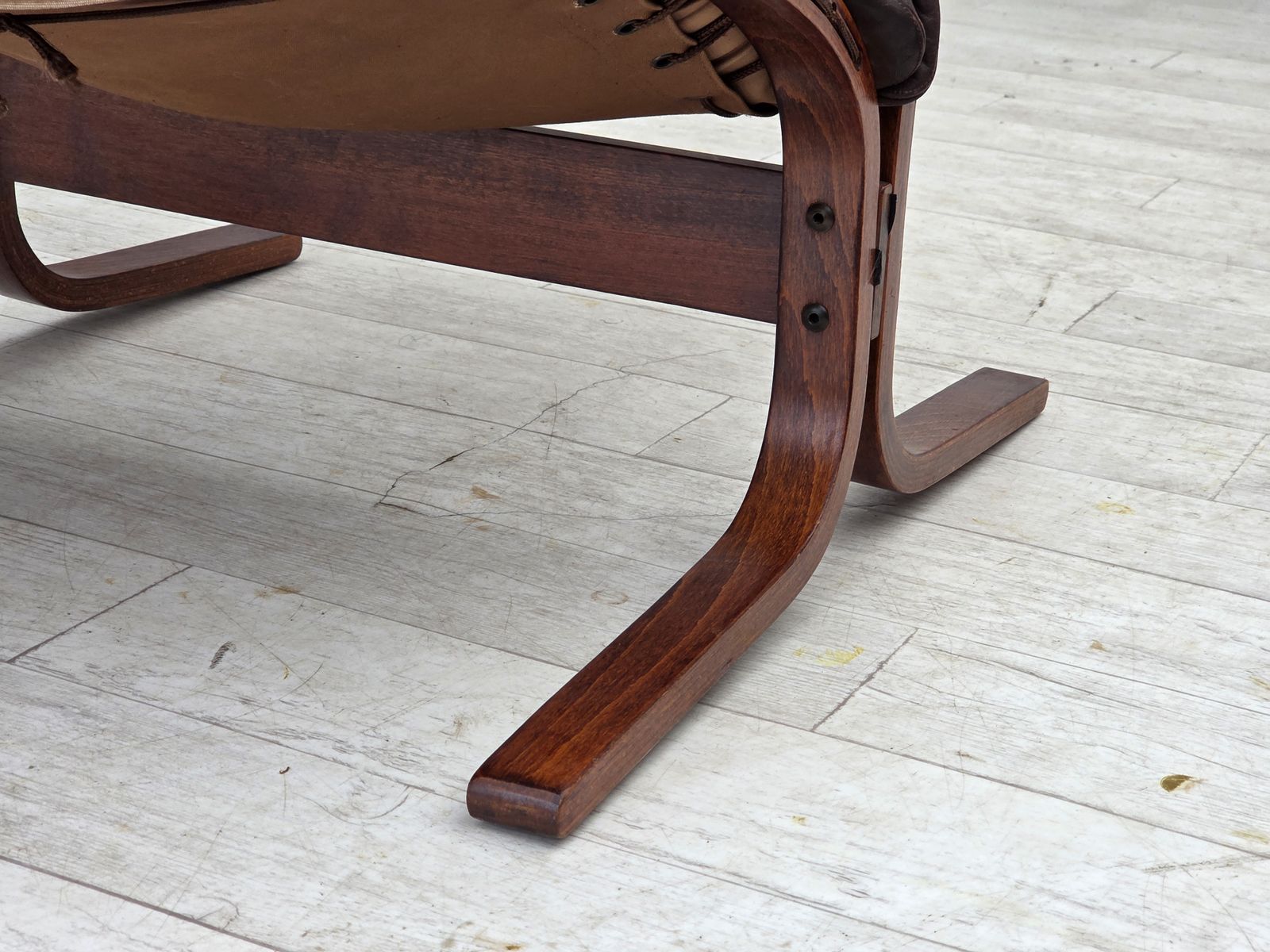photo for sale Ca. Jaren 1970, Noors Design Van Ingmar Relling, Loungestoel, Model "Siesta".
