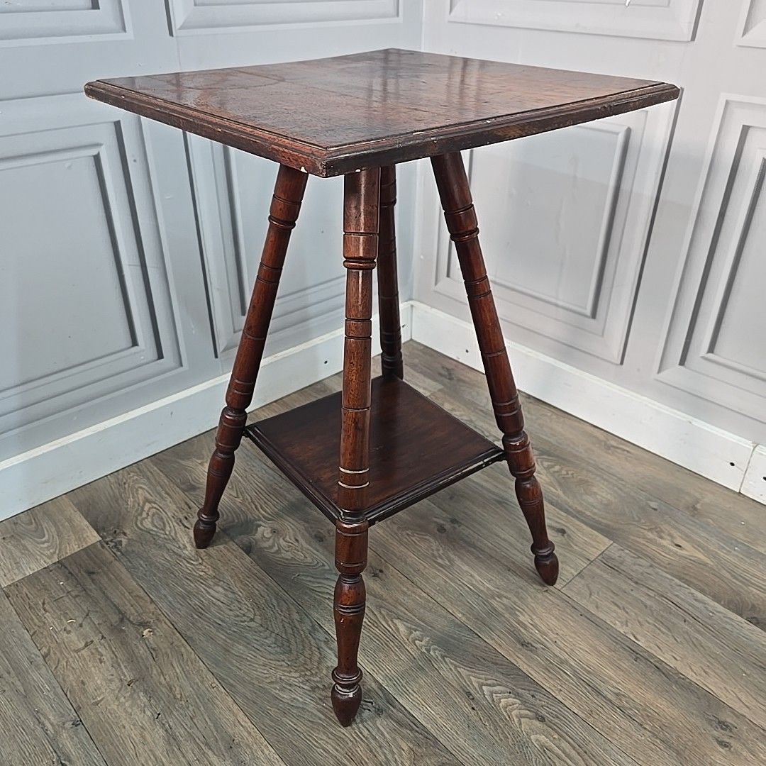 photo furniture Antique Occasional Side Table Wooden Oak Square Lamp End Hall Arts & Crafts