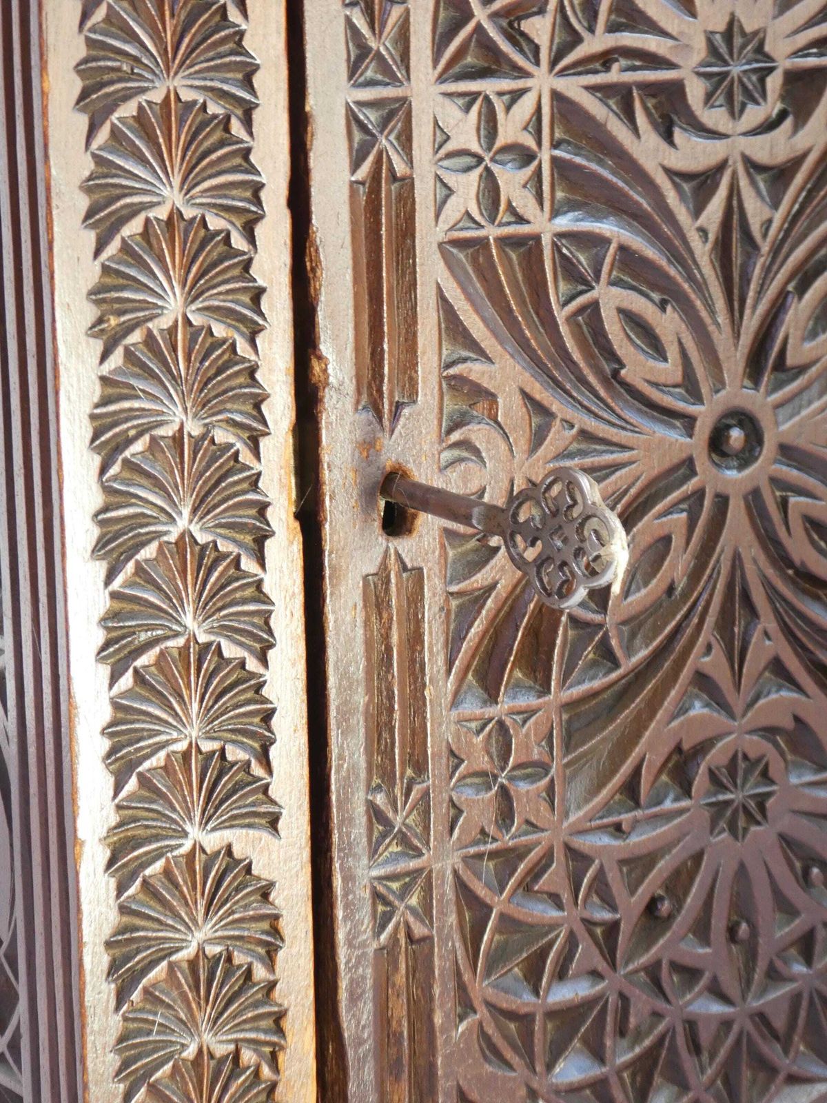 743.0 Art Nouveau Cabinet With Gothic Elements, Antique Wooden Altar Chip Carved, Old Shrine 1900's photo