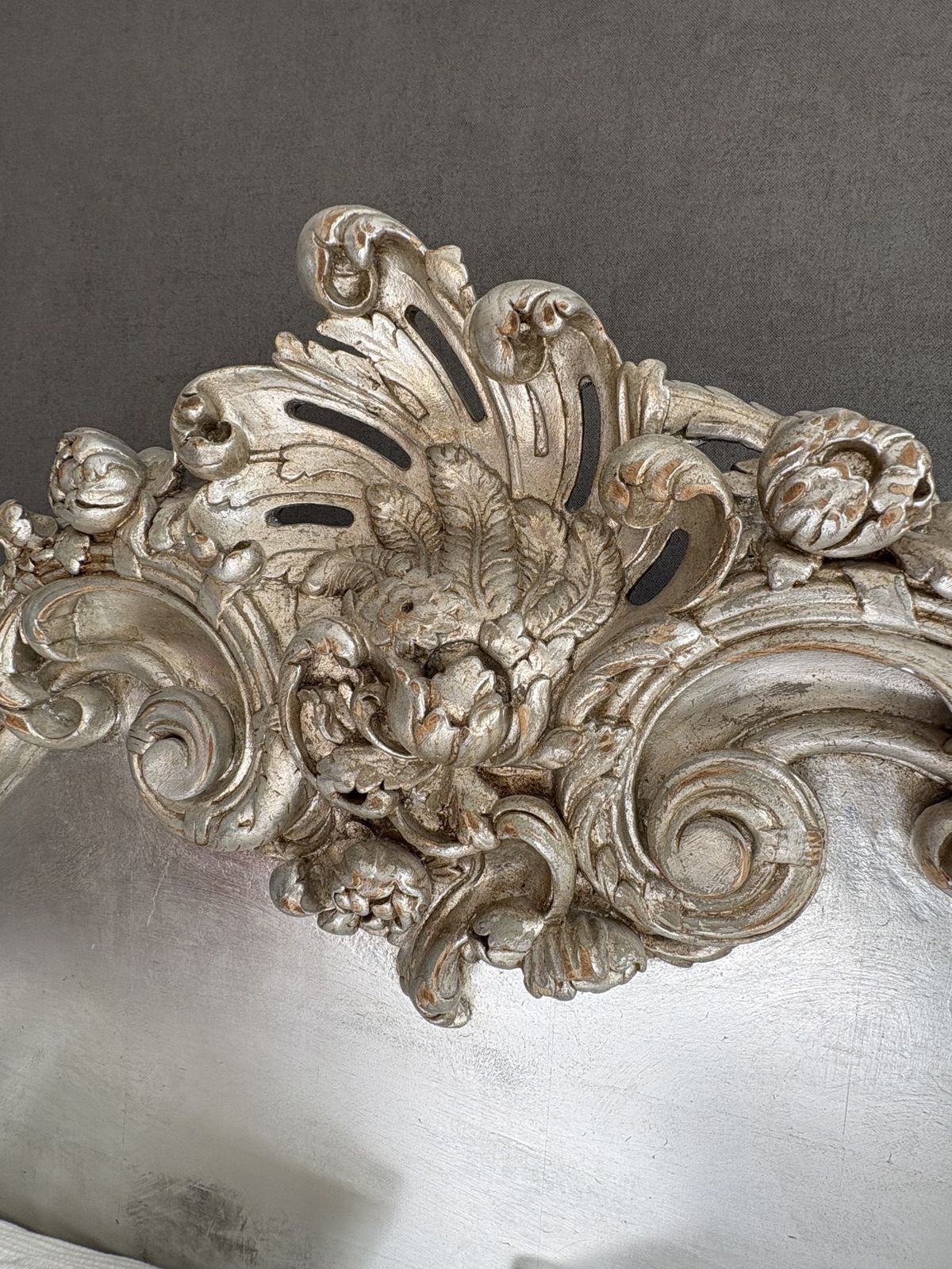 photo furniture Liberty London Rococo Silver Leaf King Bed – Cherub Style”