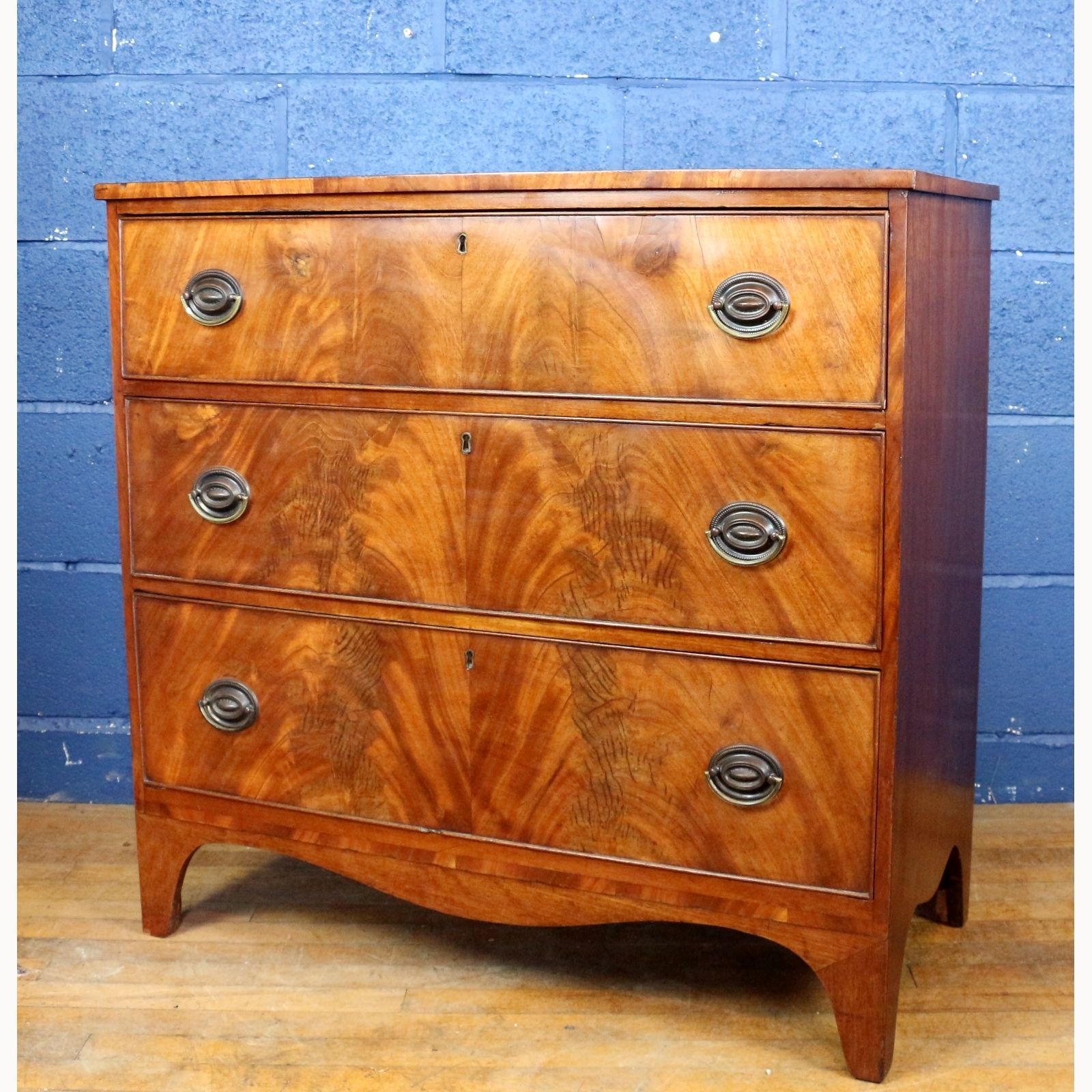 A Mid Victorian Mahogany 3 High Bedroom Chest Of Drawers, Raised On Bracket Feet