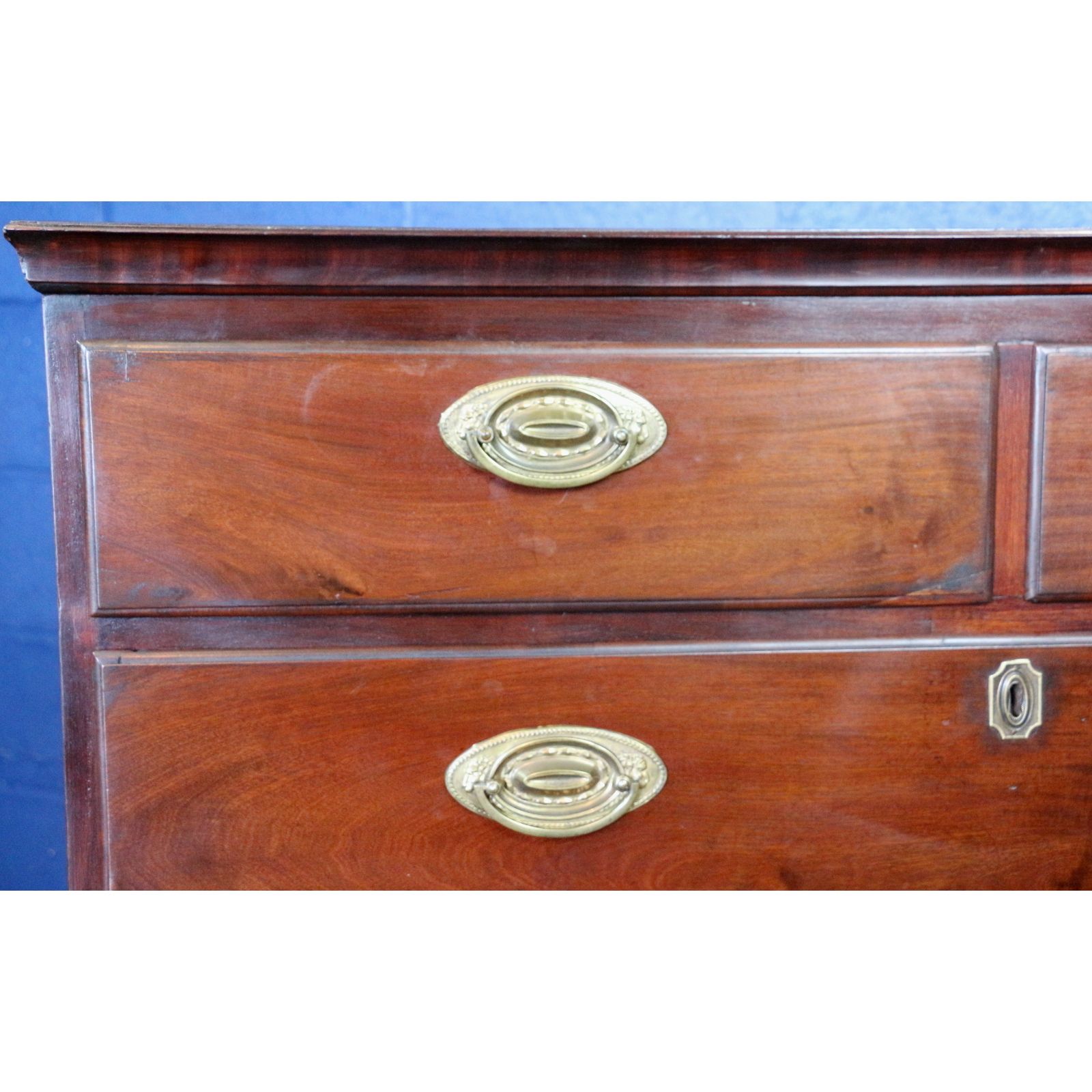 A Large Georgian Oak & Mahogany Two Over Four Graduated Chest Of Drawers photo Furniture