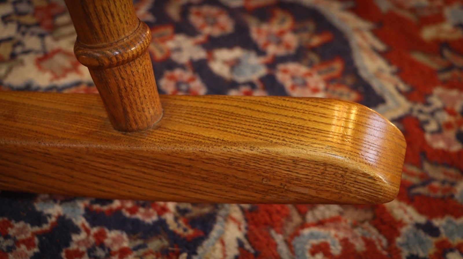 photo vintage Stunning Georgian 18th Century Windsor Style Bow Spindle Back Rocking Chair 🚚