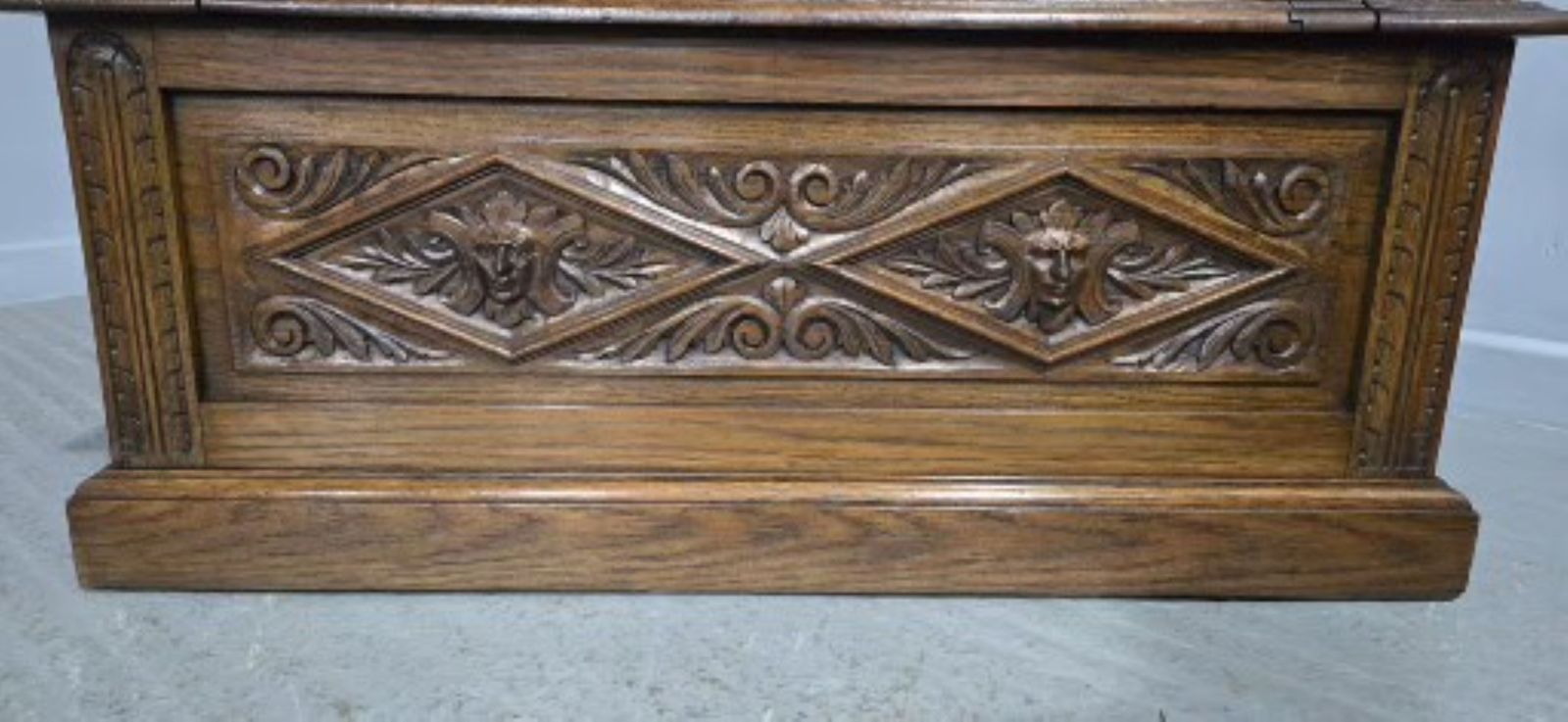 Excellent Green Man Hall Monks Bench photo for sale