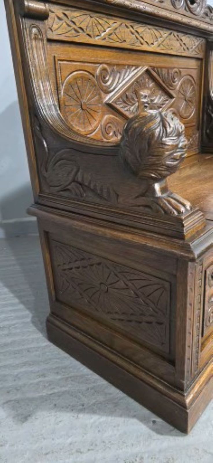 995.0 Excellent Green Man Hall Monks Bench photo