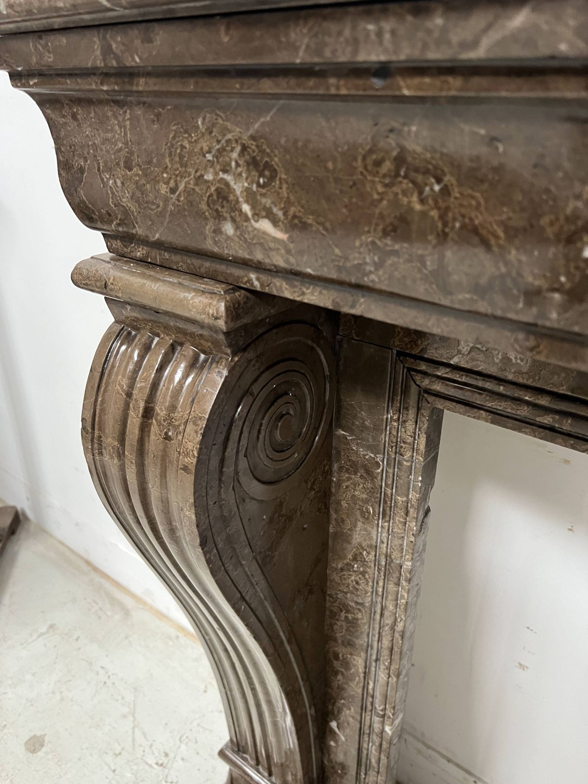 Home Fixtures Napoleon III Fireplace With Claw Feet In Speckled Marble, 19th Century photo