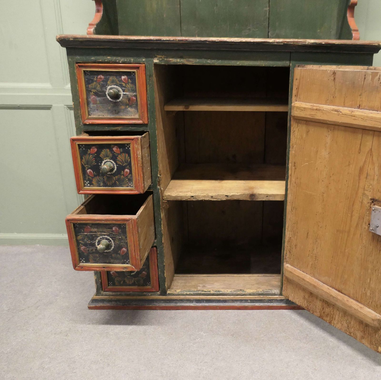 Folk Art Painted Pine Farmhouse Alpine Dresser An Original Hand Made photo vinterior