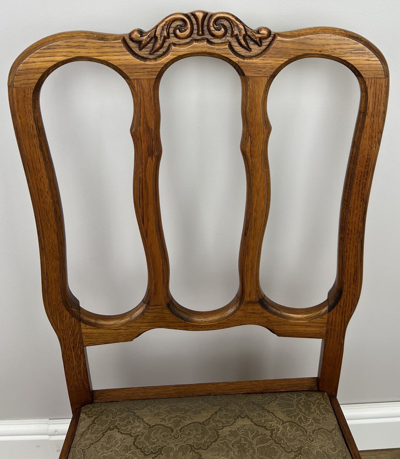 photo furniture Dining Chairs Vintage French Louis Style Oak Set Upholstered Seats Lot 4885