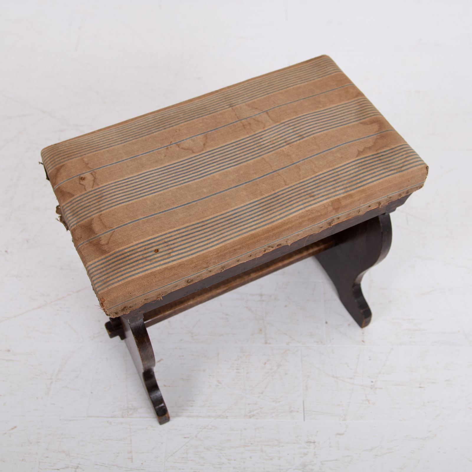 photo buy Pair Oak Arts And Crafts Low Stools We Have 2 Pairs