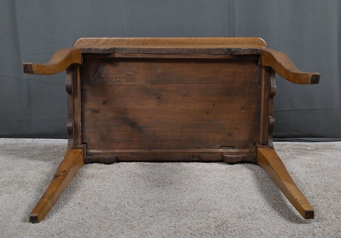 1720.0 Walnut And Pear Wood Kneading Table, Louis XV Period – 18th Century photo