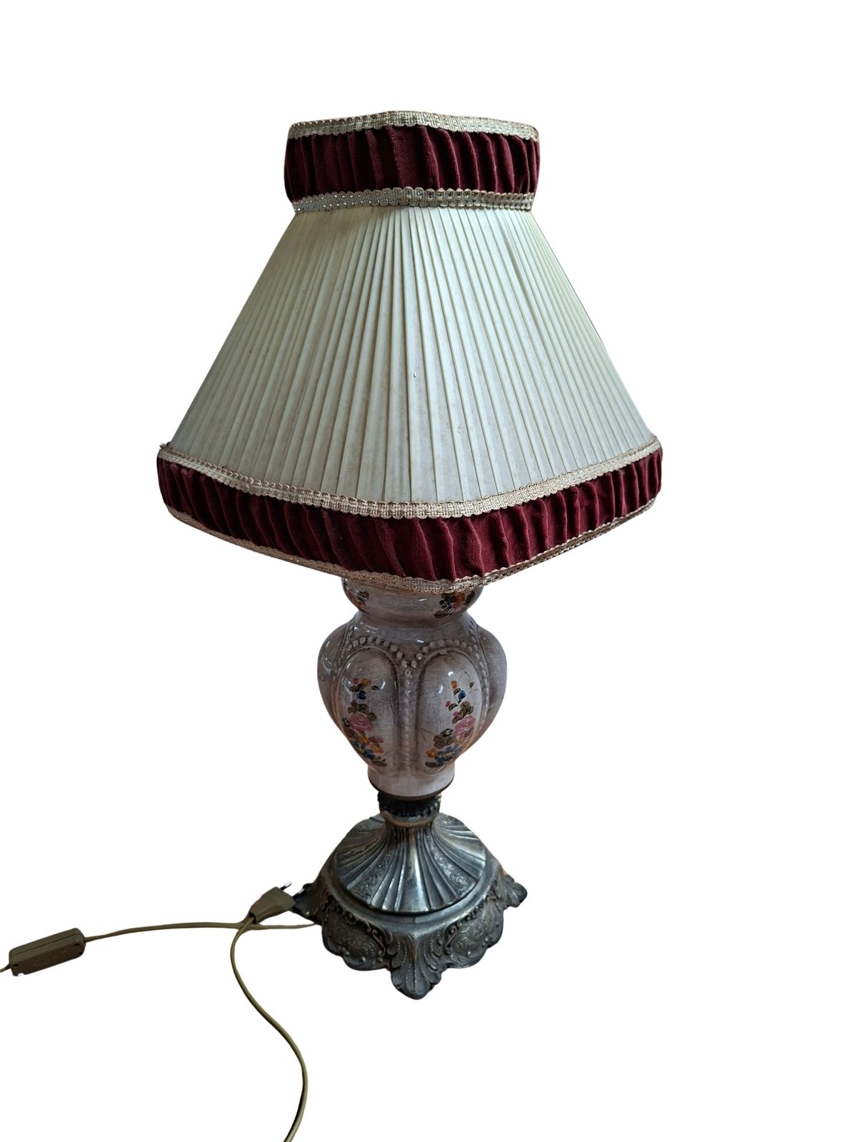 photo furniture Lampada Da Tavolo Vintage In Ceramica Dipinta A Mano E Velluto Bordeaux