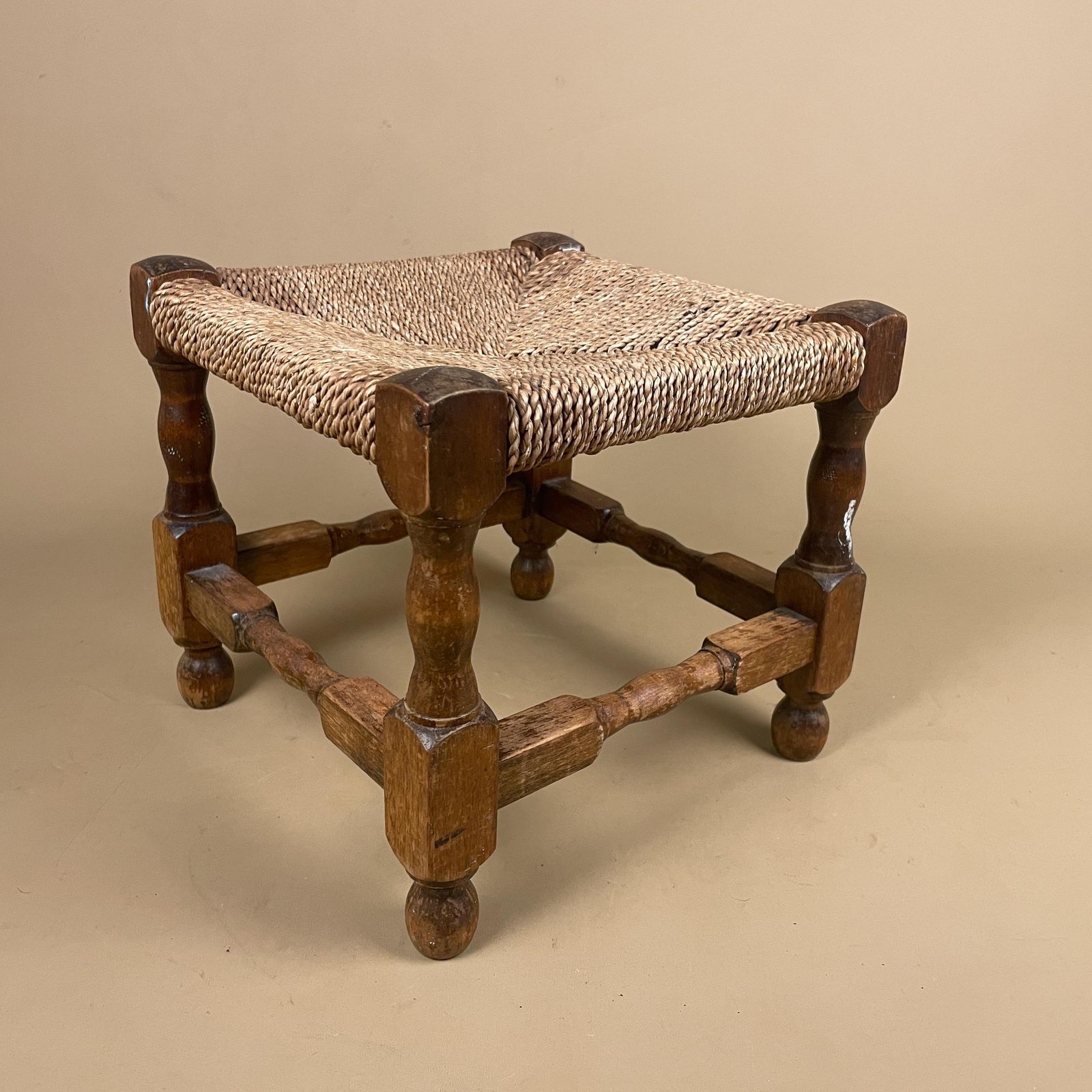 Wooden Foot Stool Woven String Wood Cottage Furniture Square Brown Hallway Seat 24.7x27x27cm Footstool Bench Antique Vintage photo Furniture
