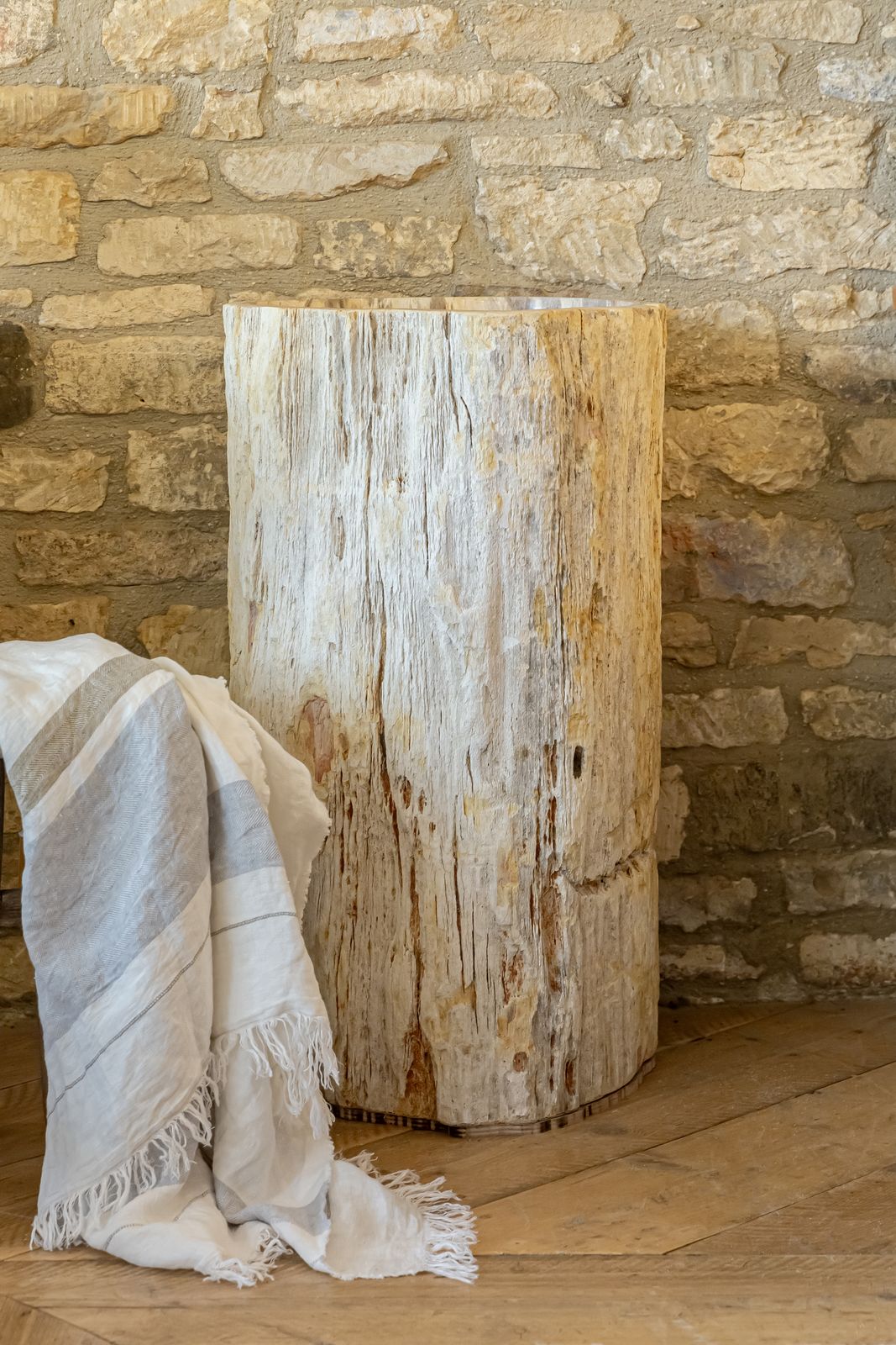 Pedestal Petrified Fossil Wood Freestanding Washbasin/ Sink