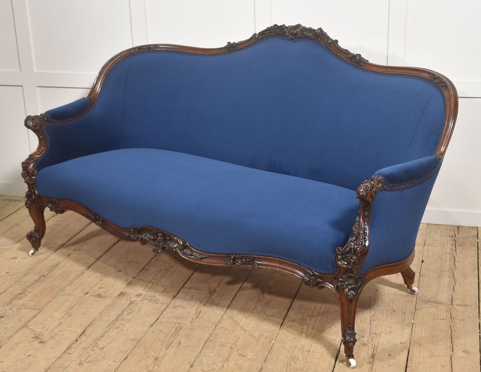 19th Century Carved Walnut Settee photo 4140.0