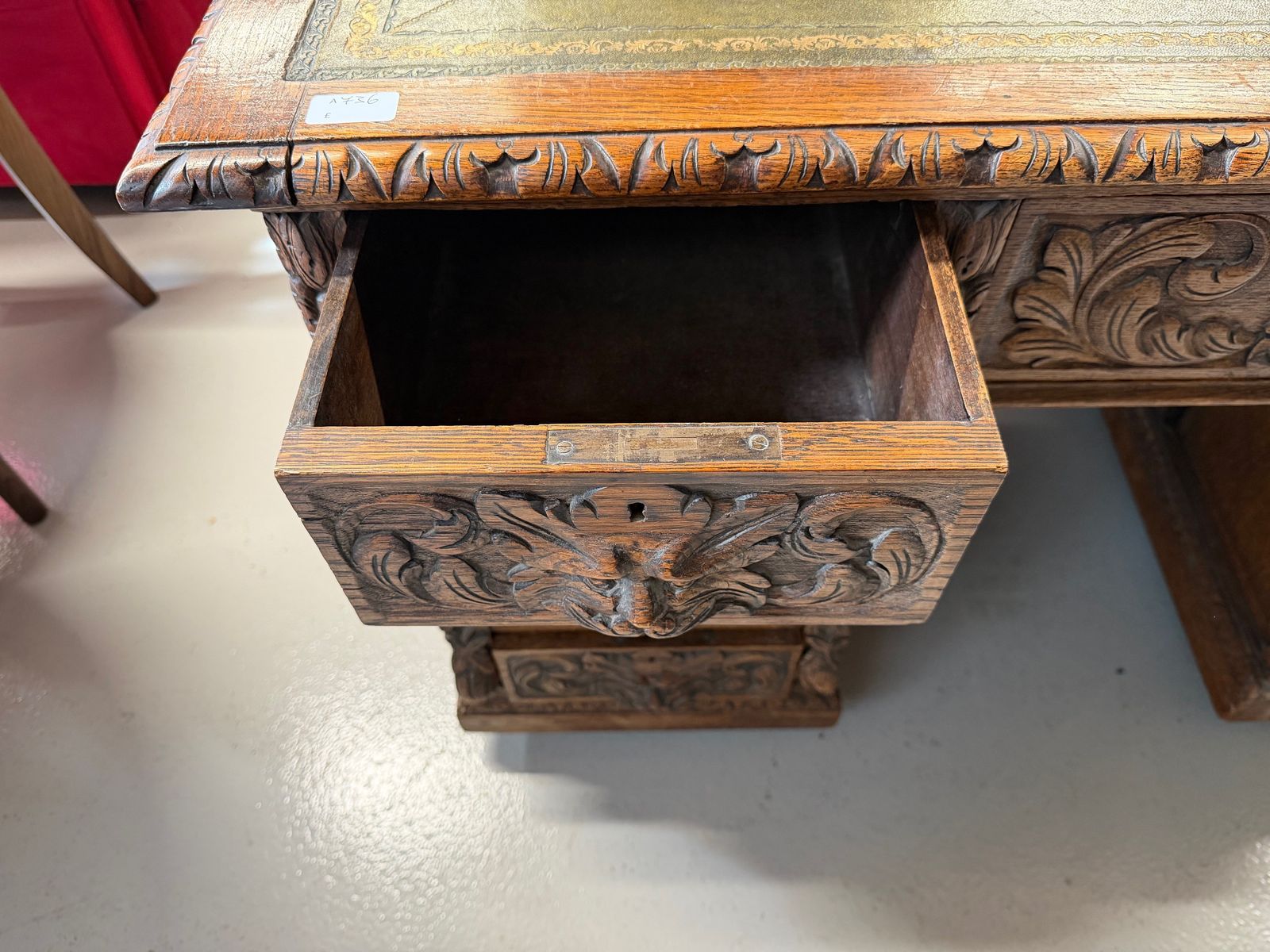 Antique Carved Oak Desk With Lion Handles photo 550.0