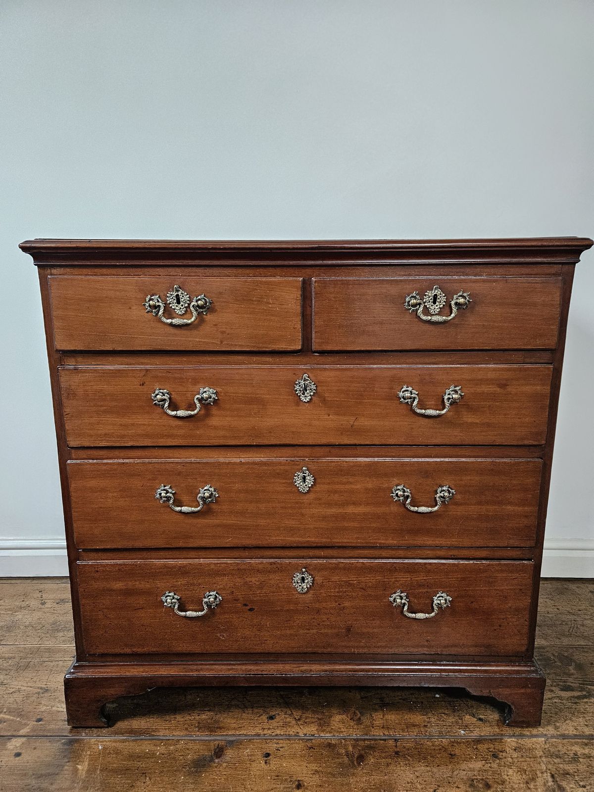 Georgian Mahogany Chest Of Drawers