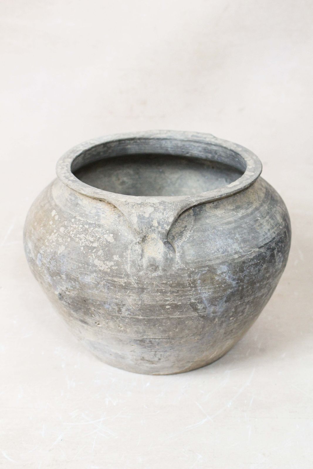 Vintage Dark Pot S   Nº 155, 1950s photo furniture