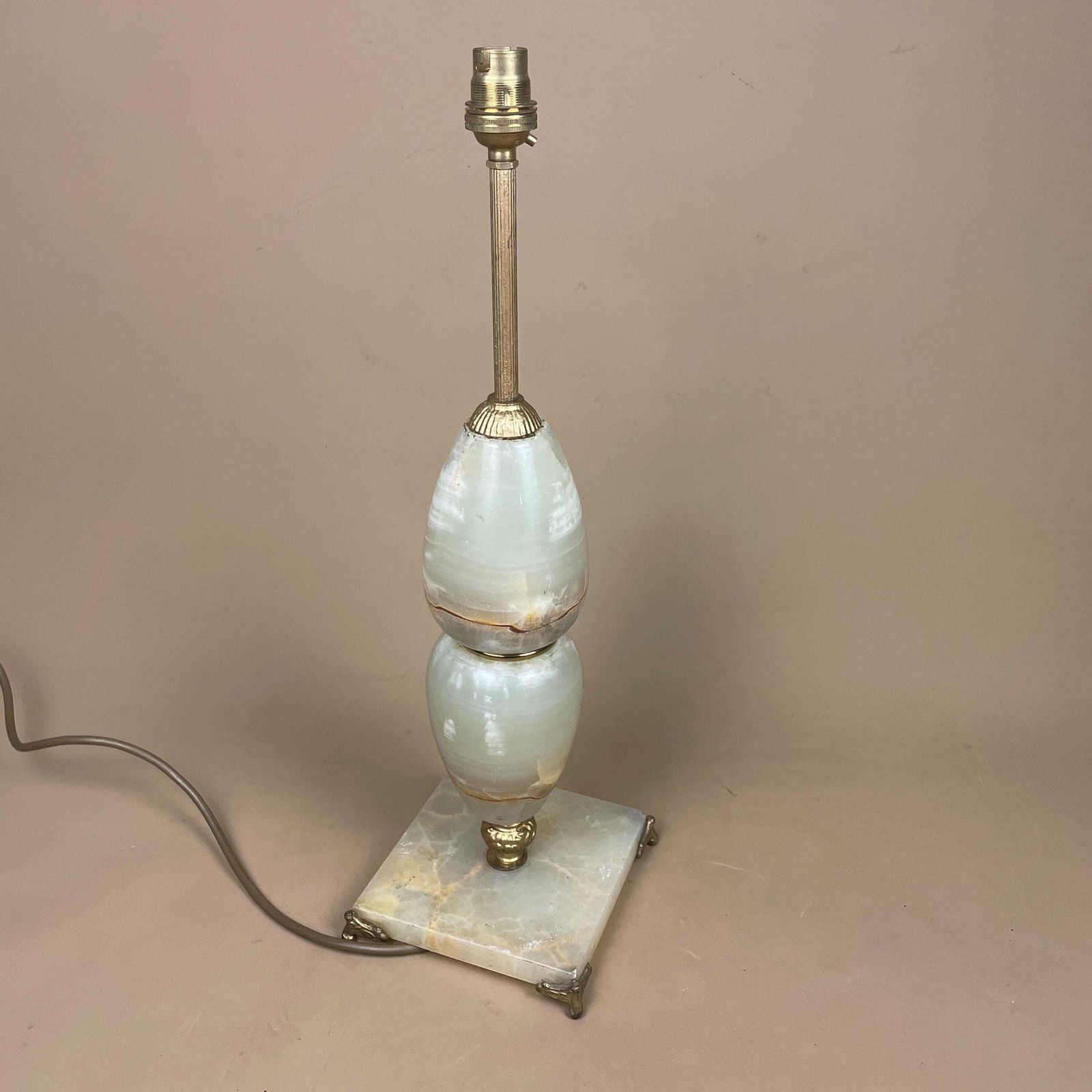 photo furniture Marble Stone Lamp Green Light Table Bedside Light Natural Patterns Ornate Square Base Onyx Brass Metal Gold Antique Vintage Claw Feet Large
