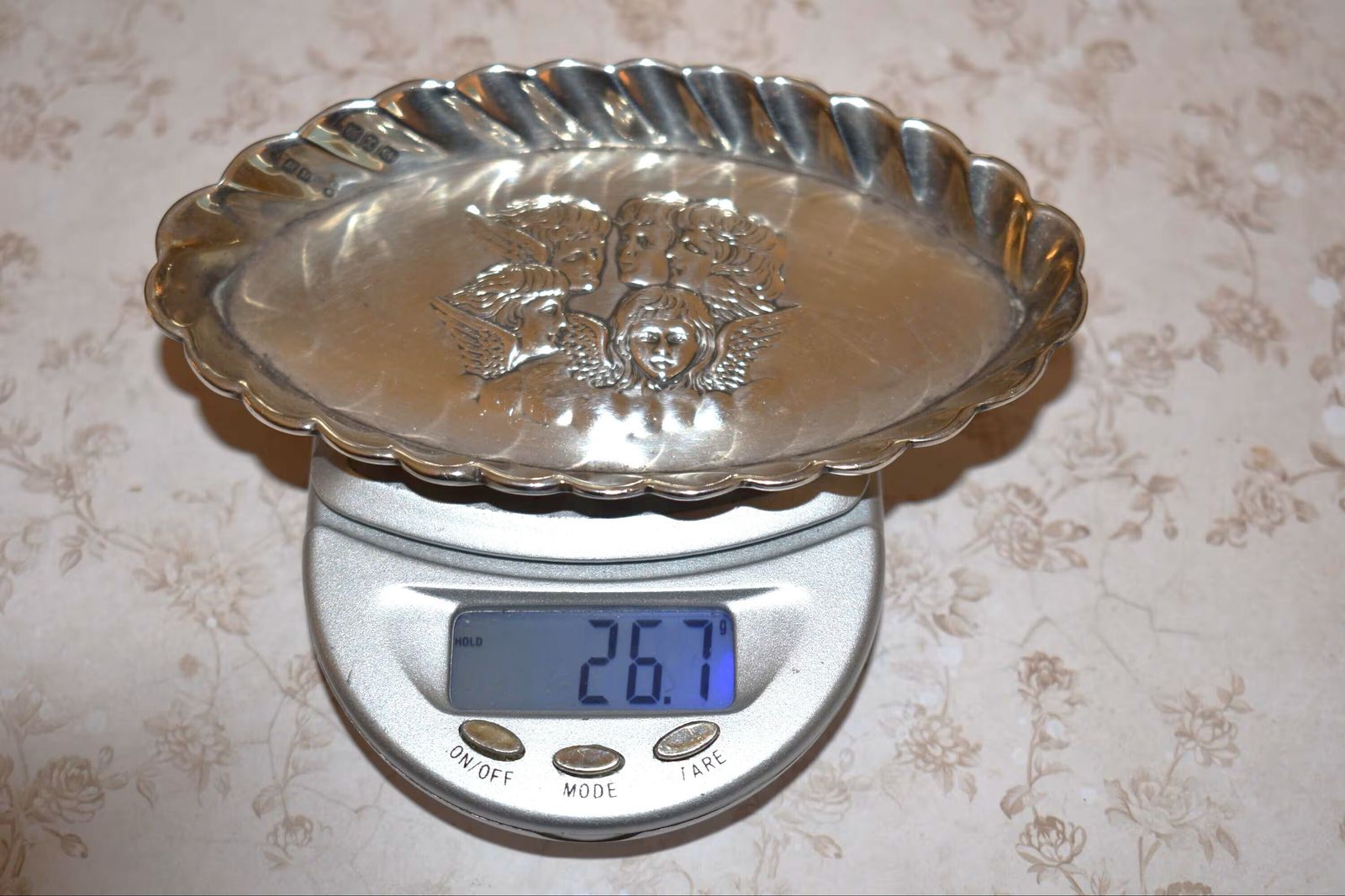 Antique Silver Tray 1897    Stunning Reynolds Angels Pin Dish 27gms Hallmarked Henry Matthews photo furniture