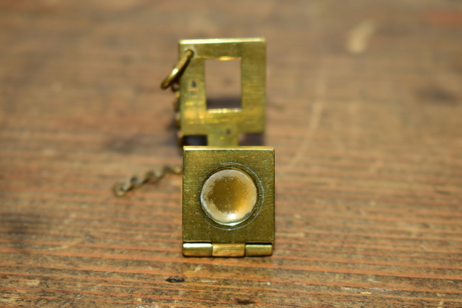 Antique Thread Linen Counter   Beautiful Miniature Fob Accessory Clement Newling & Co 1890s