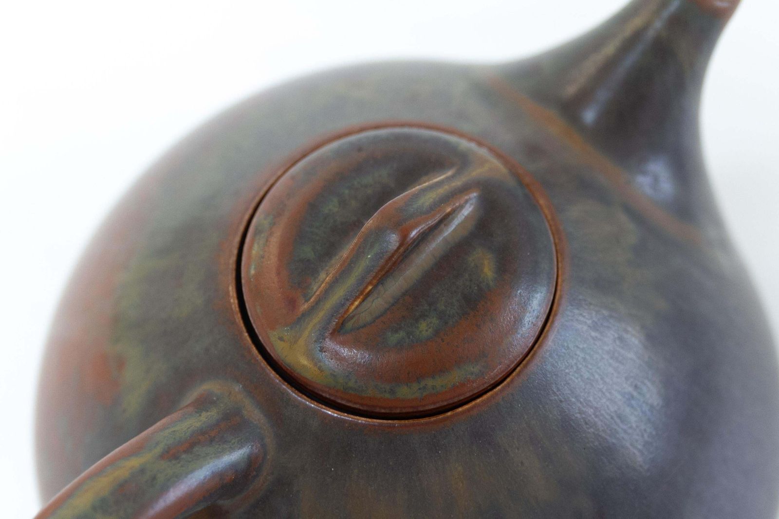 562.0 Danish Teapot In Glazed Ceramic By Eva Stæhr Nielsen For Saxbo, 1950s. photo