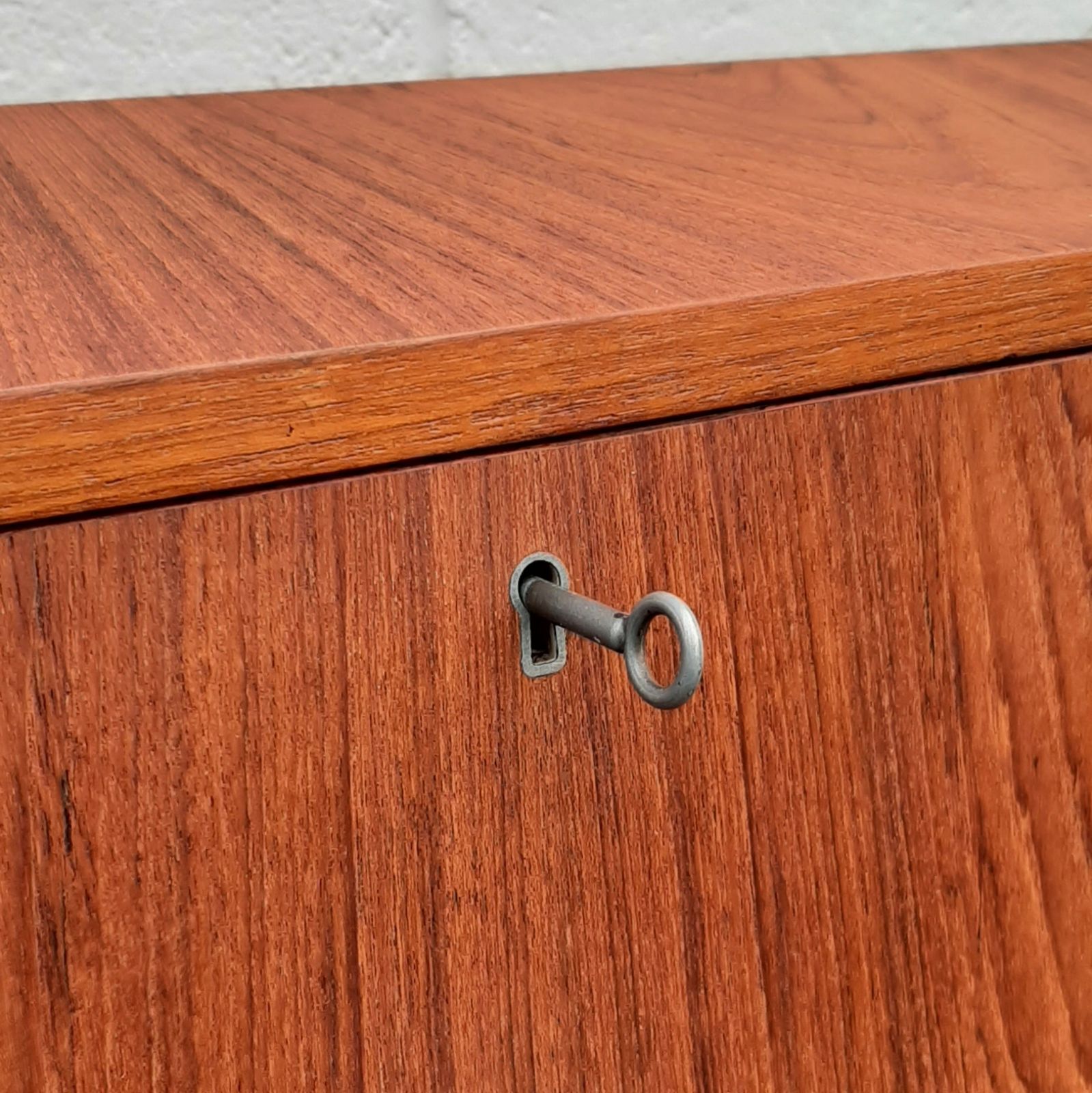 G Plan Children's Bureau Teak Wood Mid Century Modern Small Desk photo 115.0