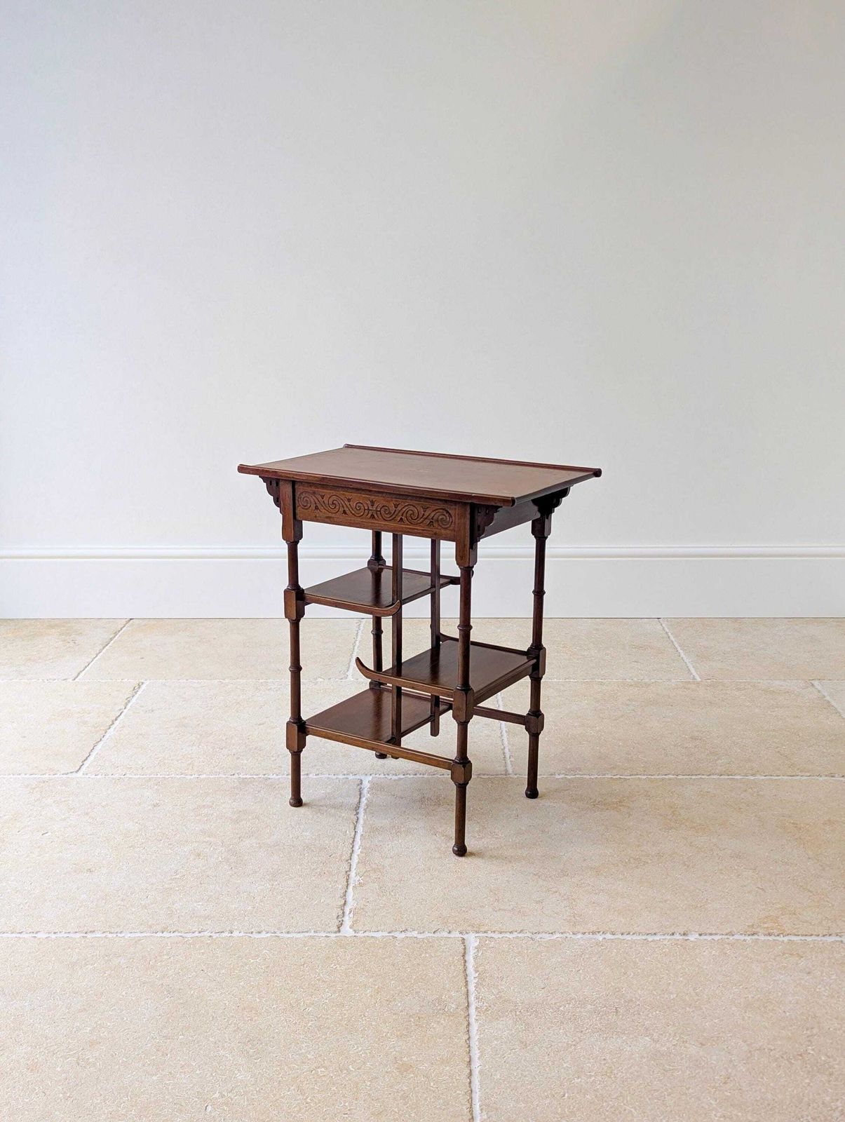 photo vinterior Antique Edwardian Mahogany Anglo Japanese Pagoda Occasional Table C.1910