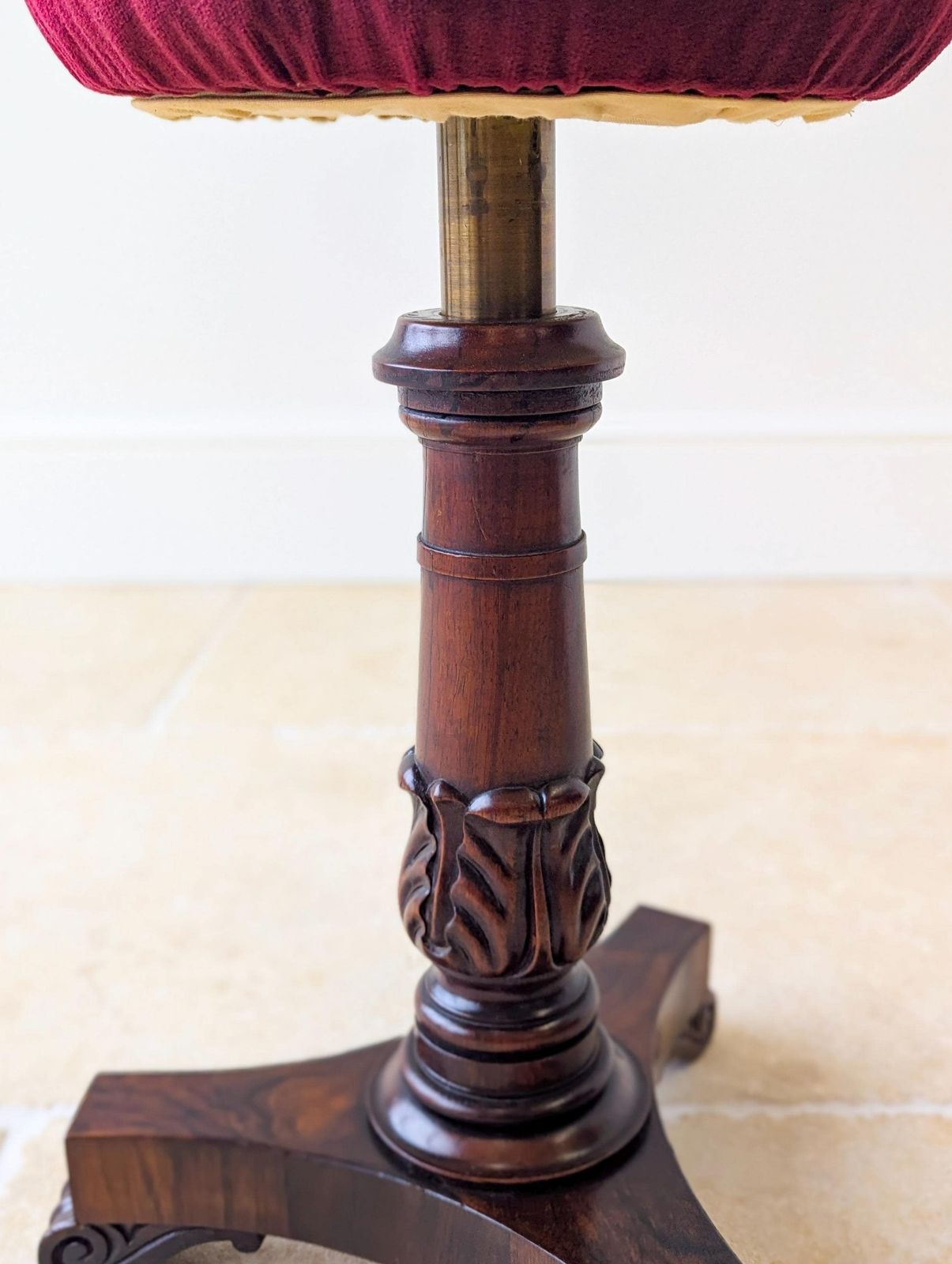 photo furniture Antique William IV Rosewood Adjustable Piano Stool C.1830