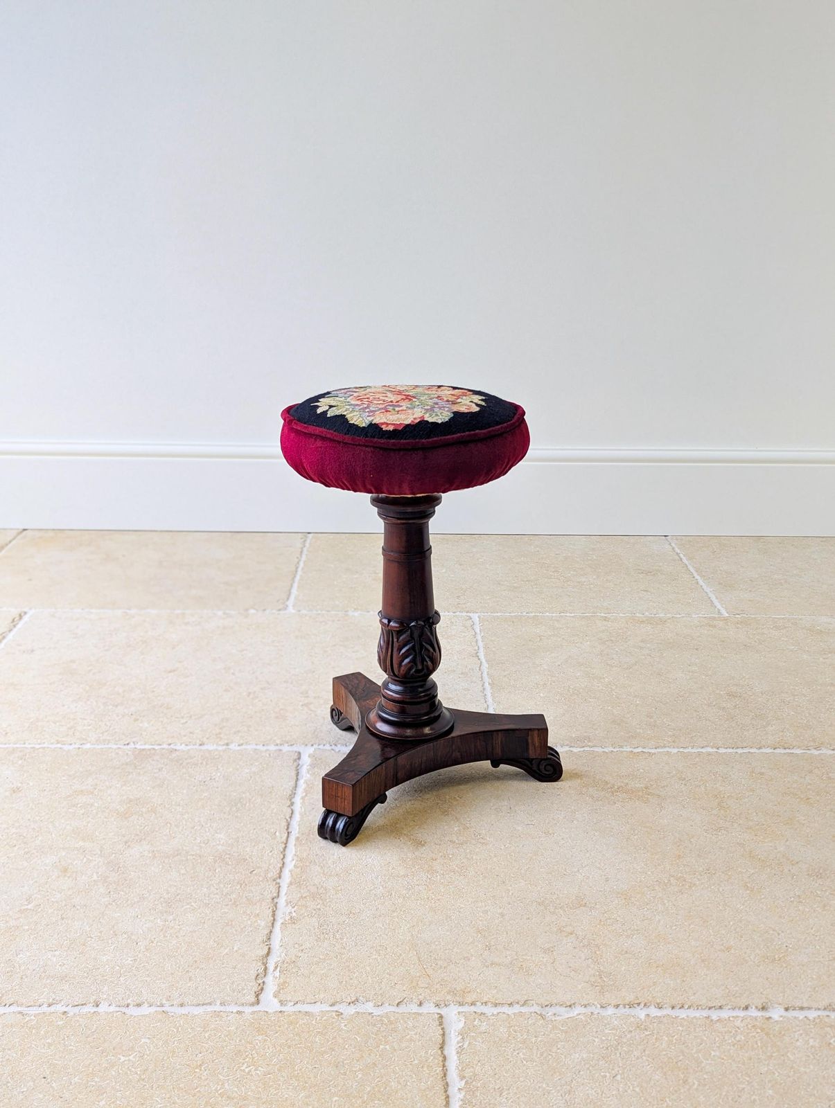 425.0 Antique William IV Rosewood Adjustable Piano Stool C.1830 photo