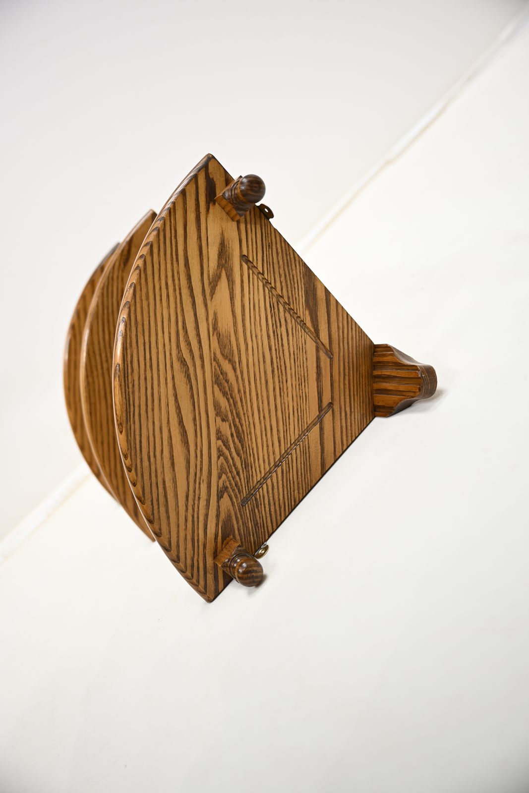 Ercol Style Hanging Corner Shelving Very Good Copy Of Ercol 1104 Free Delivery photo 147.0