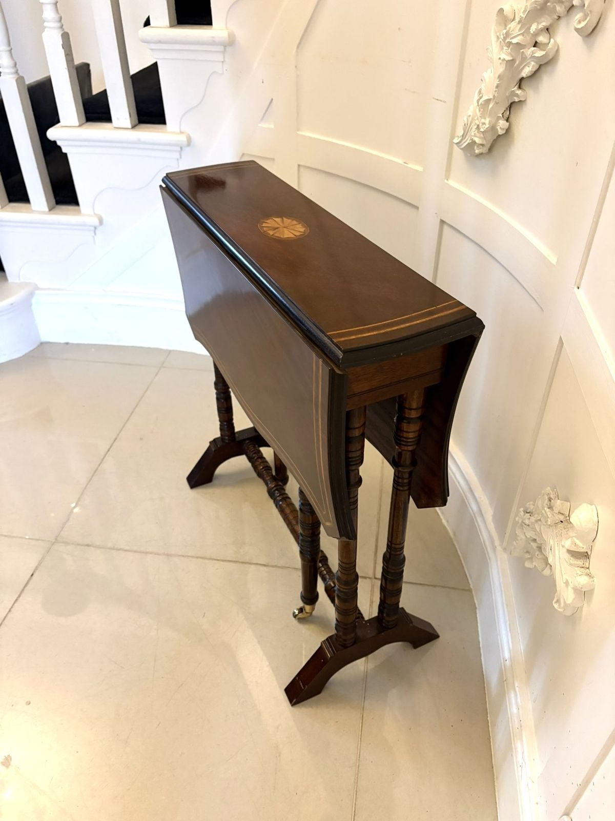 Antique Mahogany Sutherland Occasional Table With Satinwood Inlay photo vinterior
