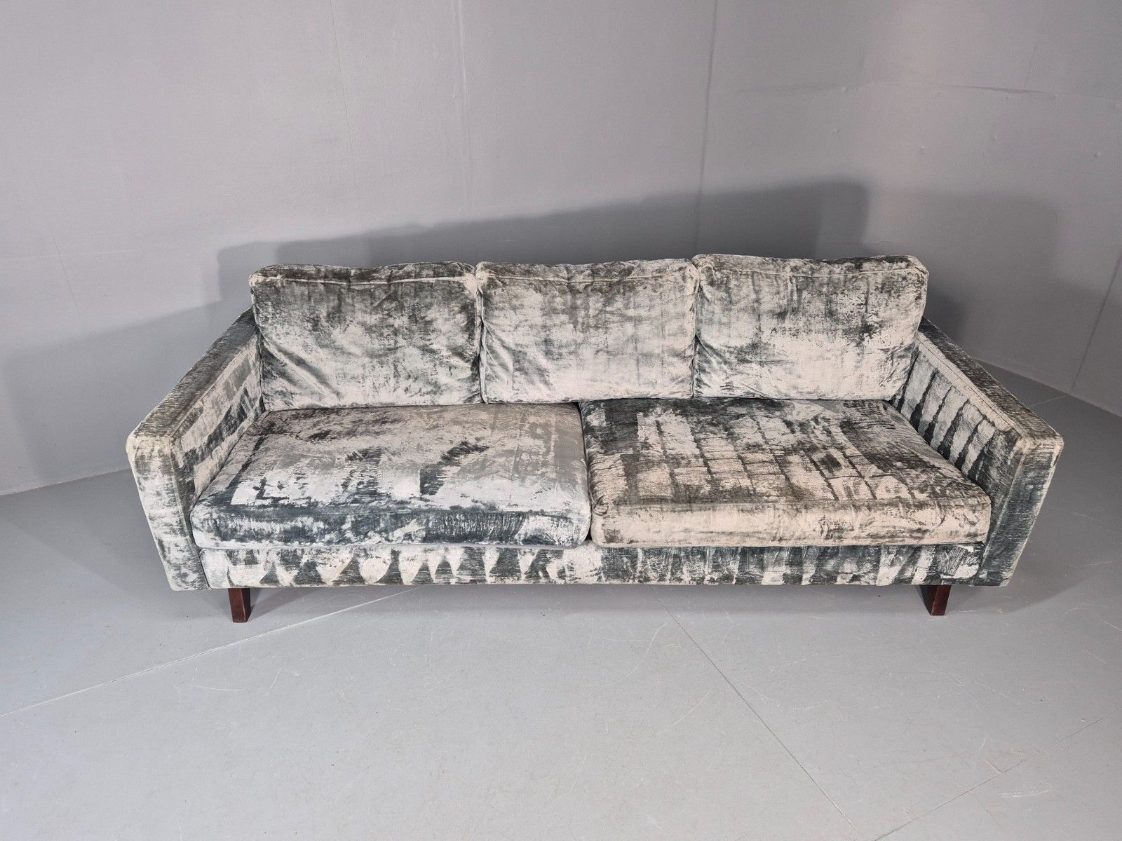 Huge 4 Seater Settee Turquoise Velvet Ex Hotel Modern Design Retro Eb11774 M4ss photo 600.0