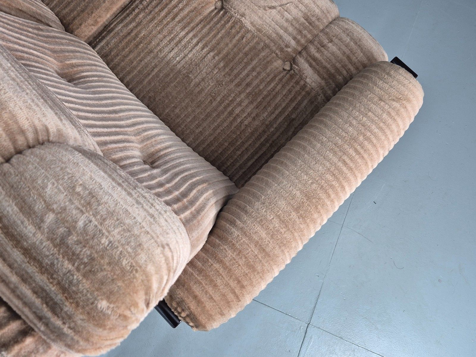 photo vinterior Vintage 3 Seat Sofa Beige Corduroy On Bentwood Base 1970s Retro Mcm Eb11646 M3ss