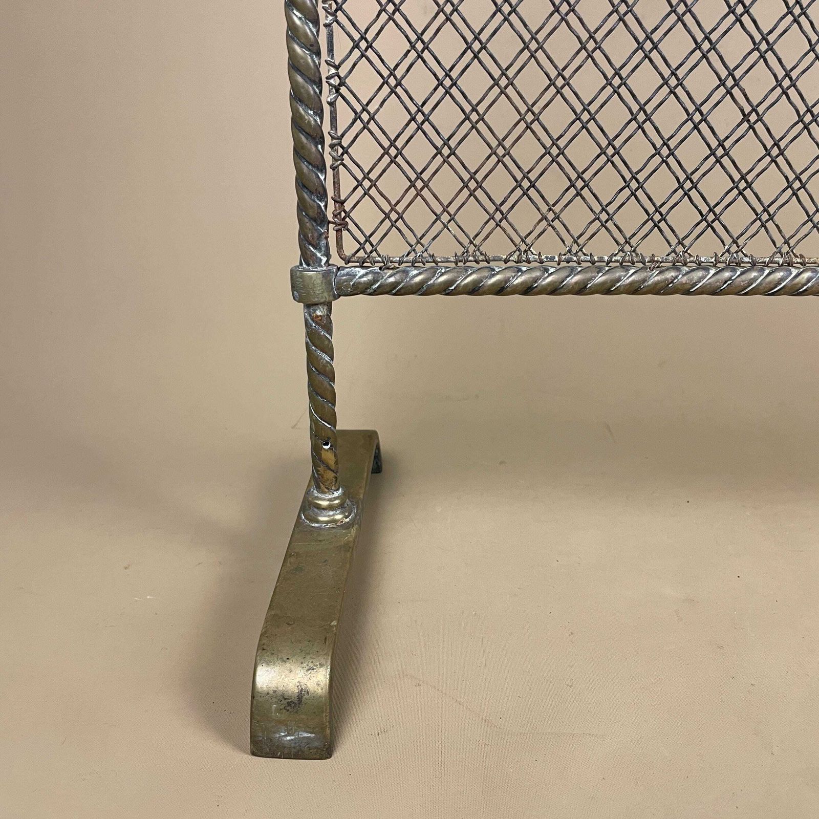 Antique Fireguard Fireplace Screen Metal Gold Brass Vintage Fire Guard Victorian Ornate Freestanding Domed Arched Top Mesh Curved photo 169.0