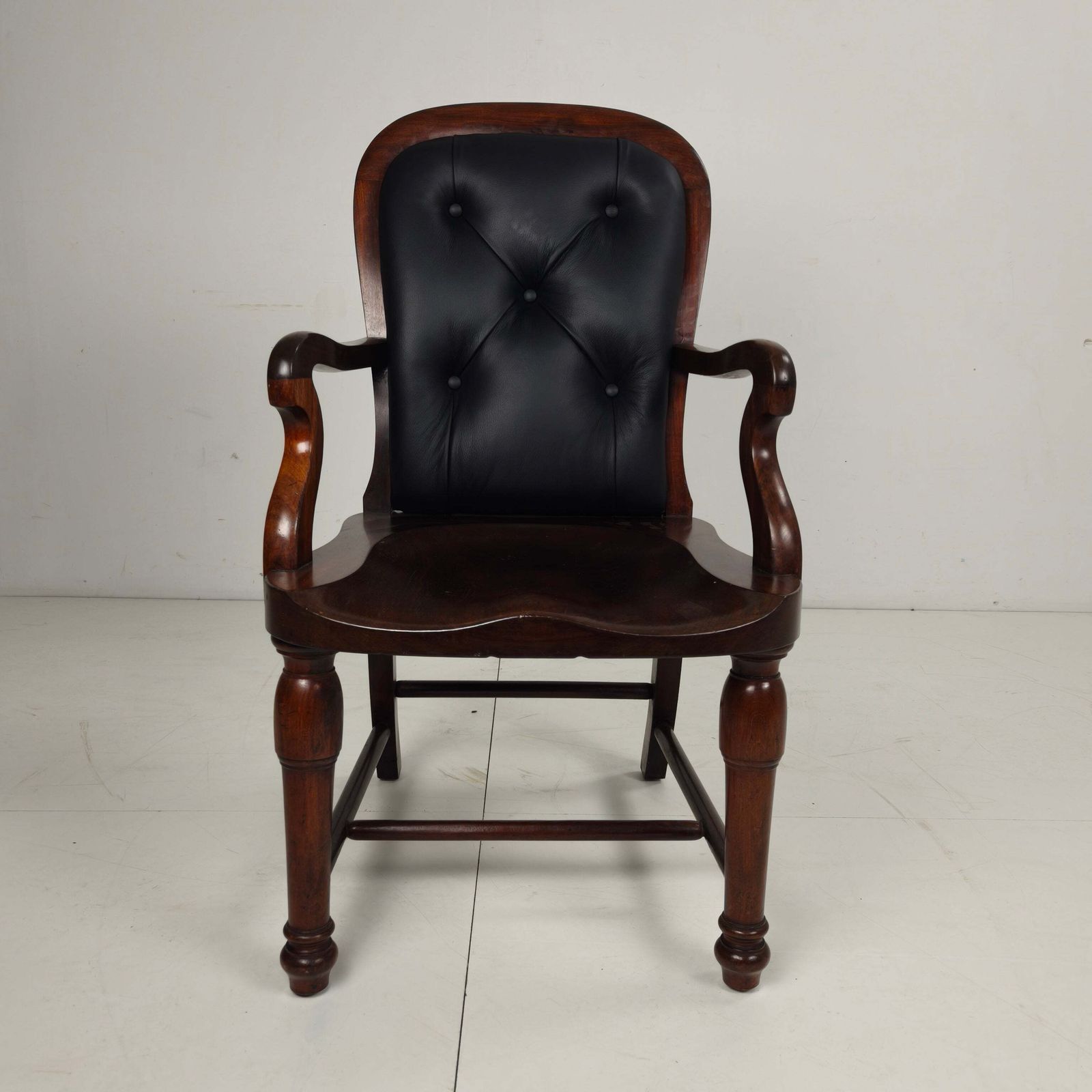 Victorian English Walnut & Leather Library Desk Chair photo 670.0