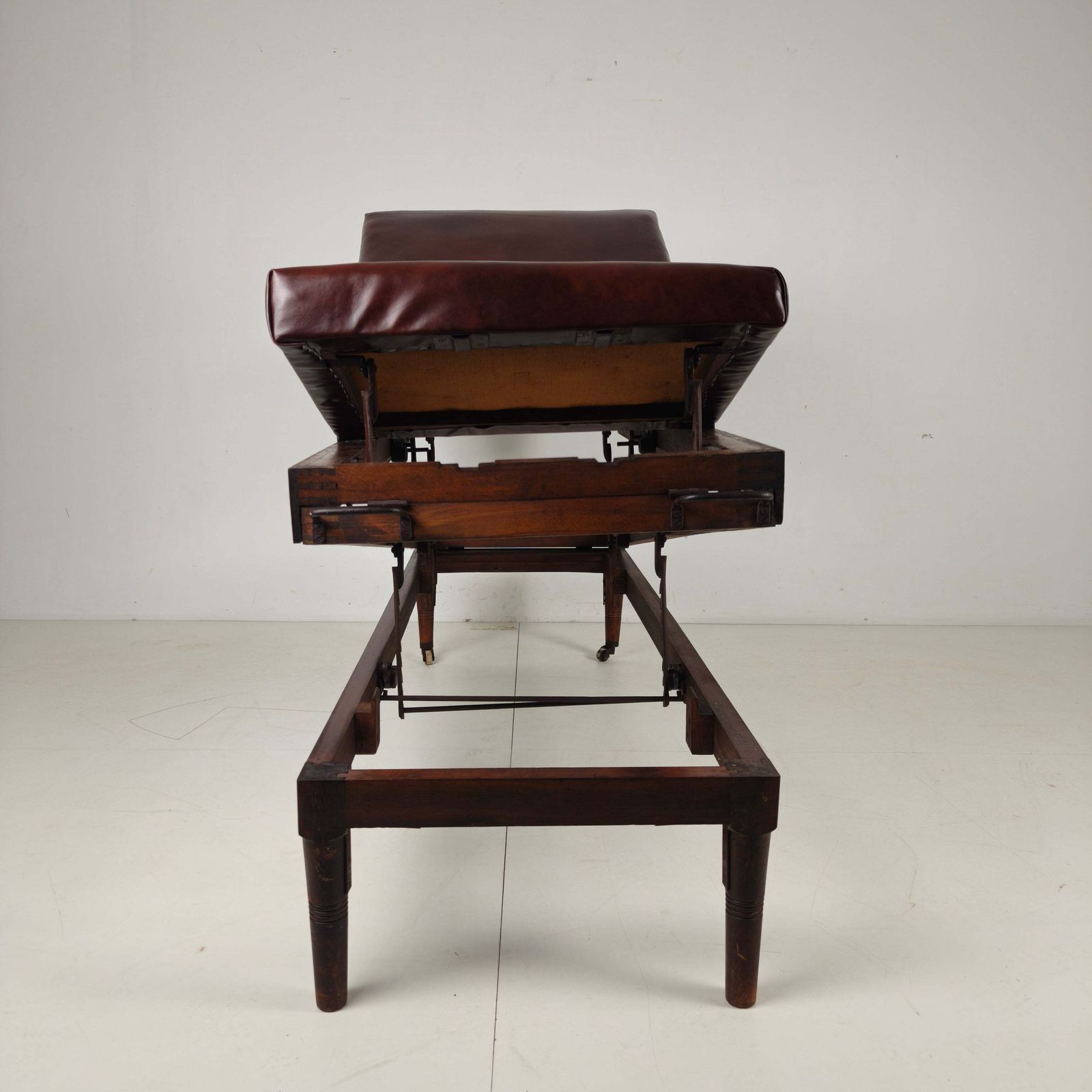 Antique English Military Hospital Bed – 19th Century photo 1448.0