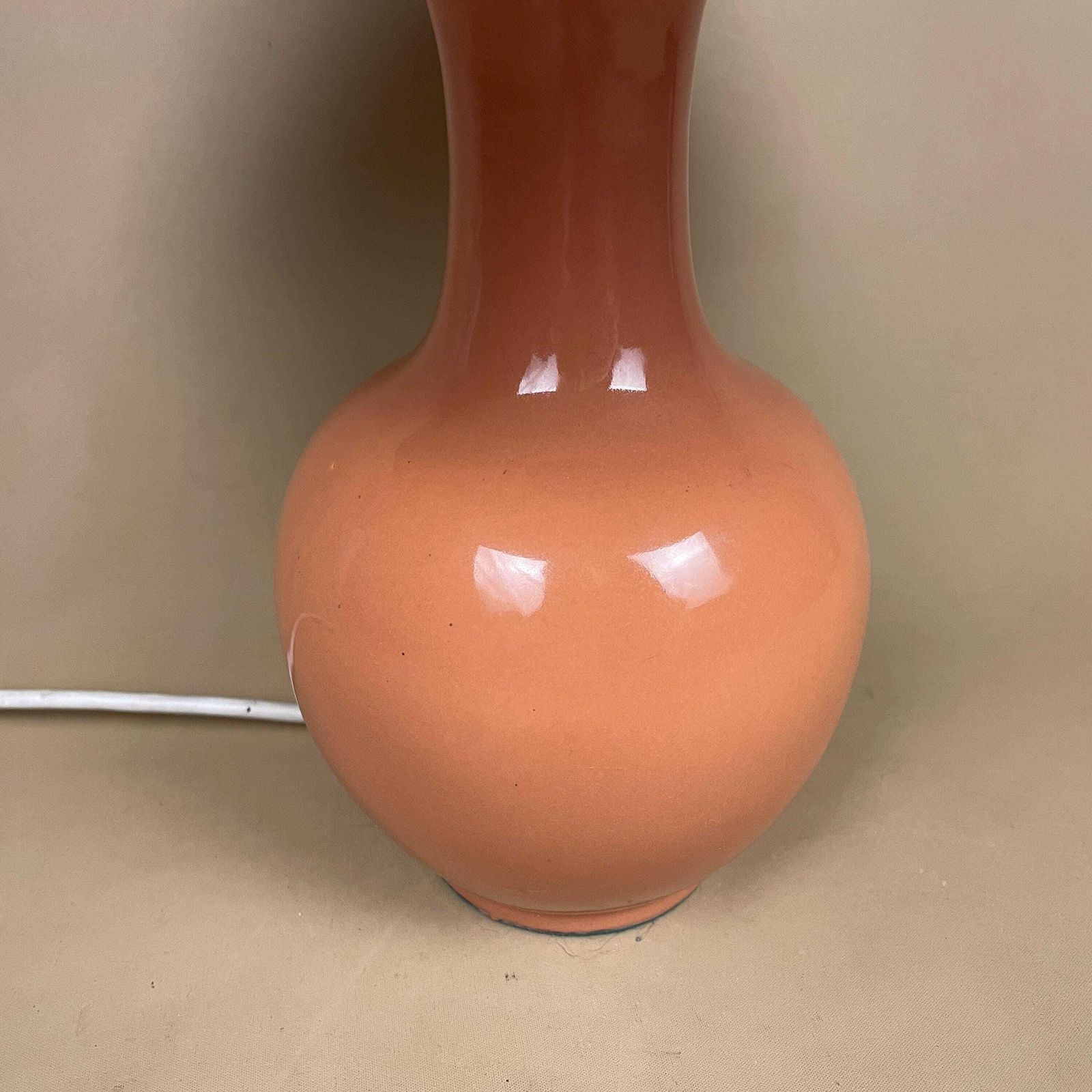 Oriental Ceramic Lamp Light Bedside Table Chinese Vase Peach Antique Gold Metal Classic Elegant Medium Side Lampshade Shade photo vinterior