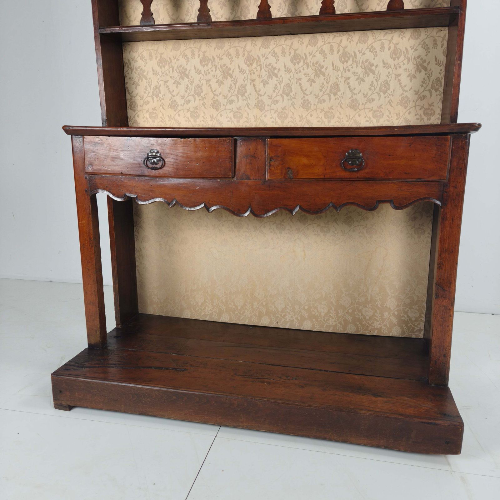 photo furniture English Georgian Dresser – Solid Oak, Circa 1800